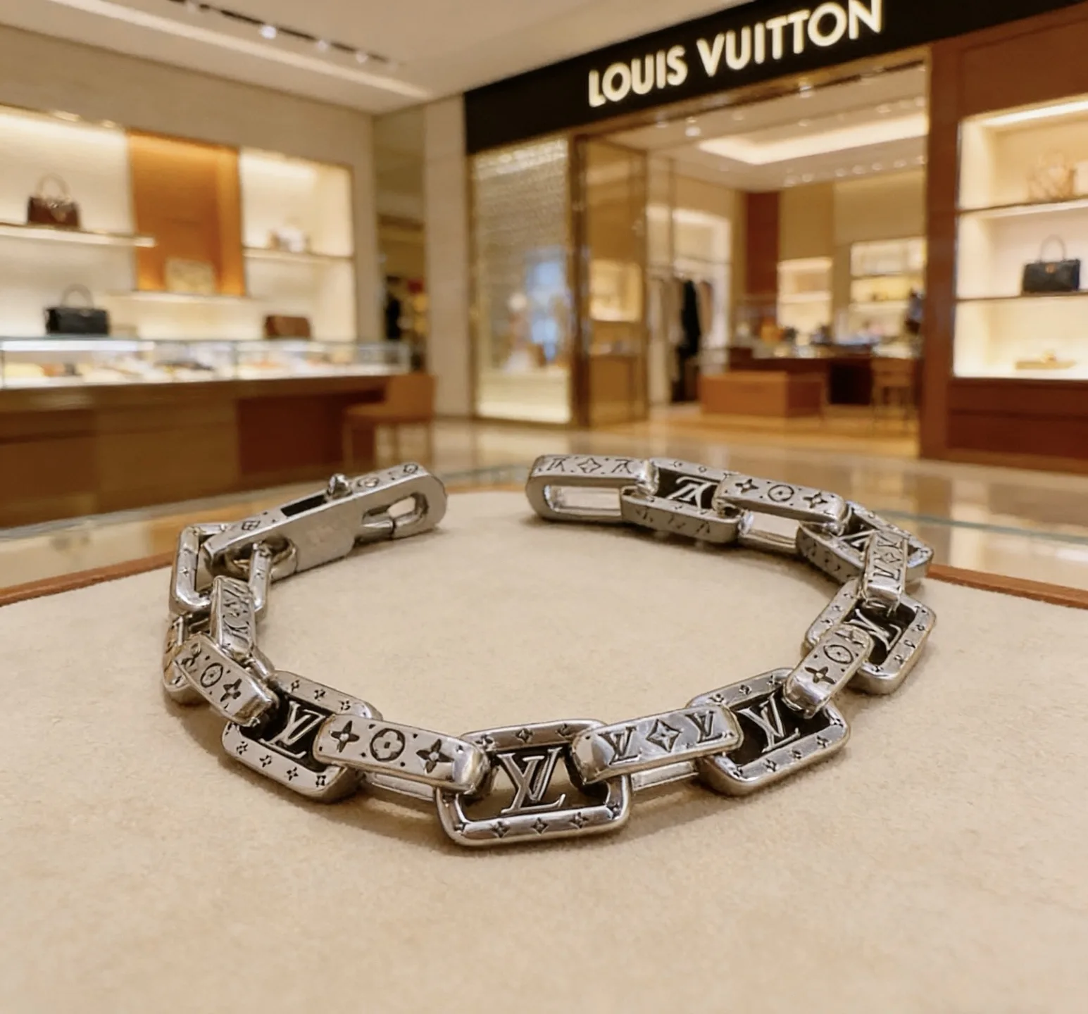 Mcm Necklace Effortless 7299