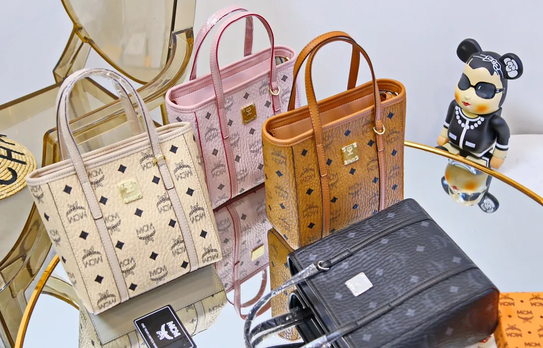 Mcm Shopping Bags Casual 7306