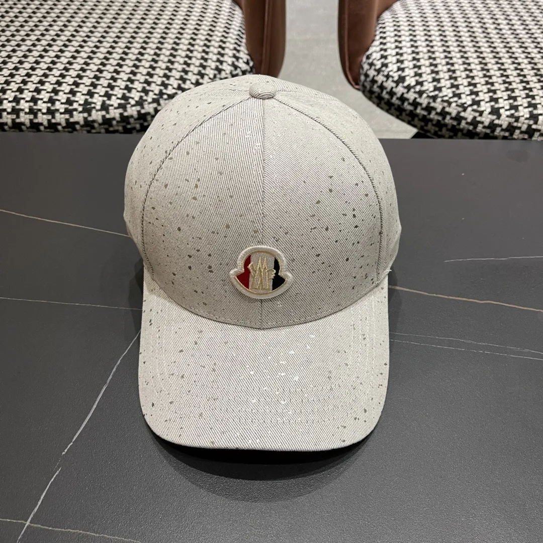 Classic Moncler Hat 5560