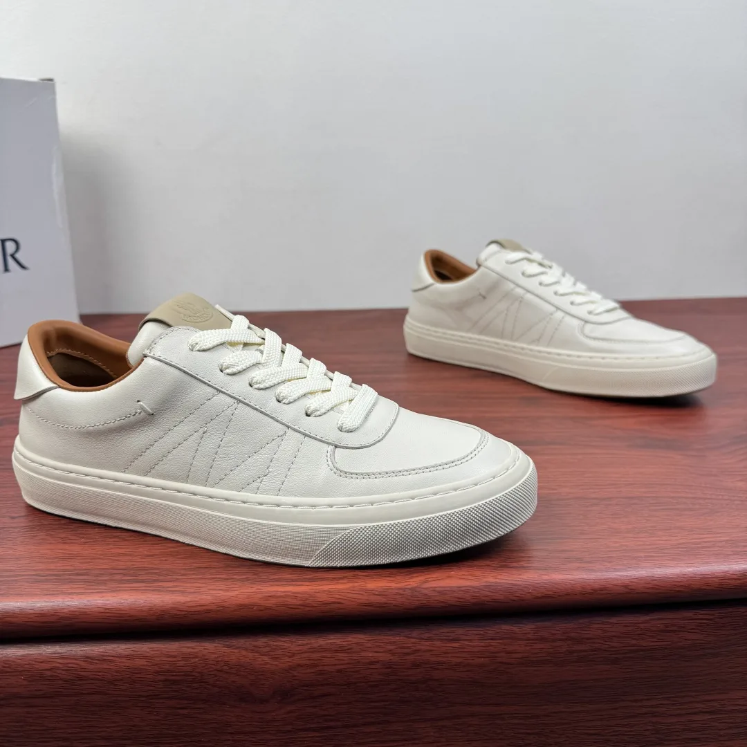 Moncler Jeans Comfortable 5572