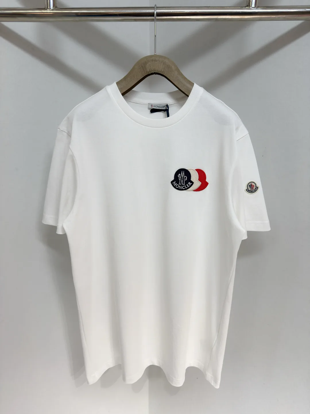 ComfortFit Moncler Short Sleeves 5667