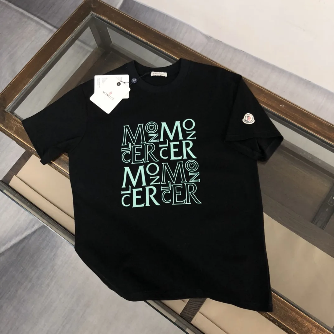 Moncler Short Sleeves Cozy 5620