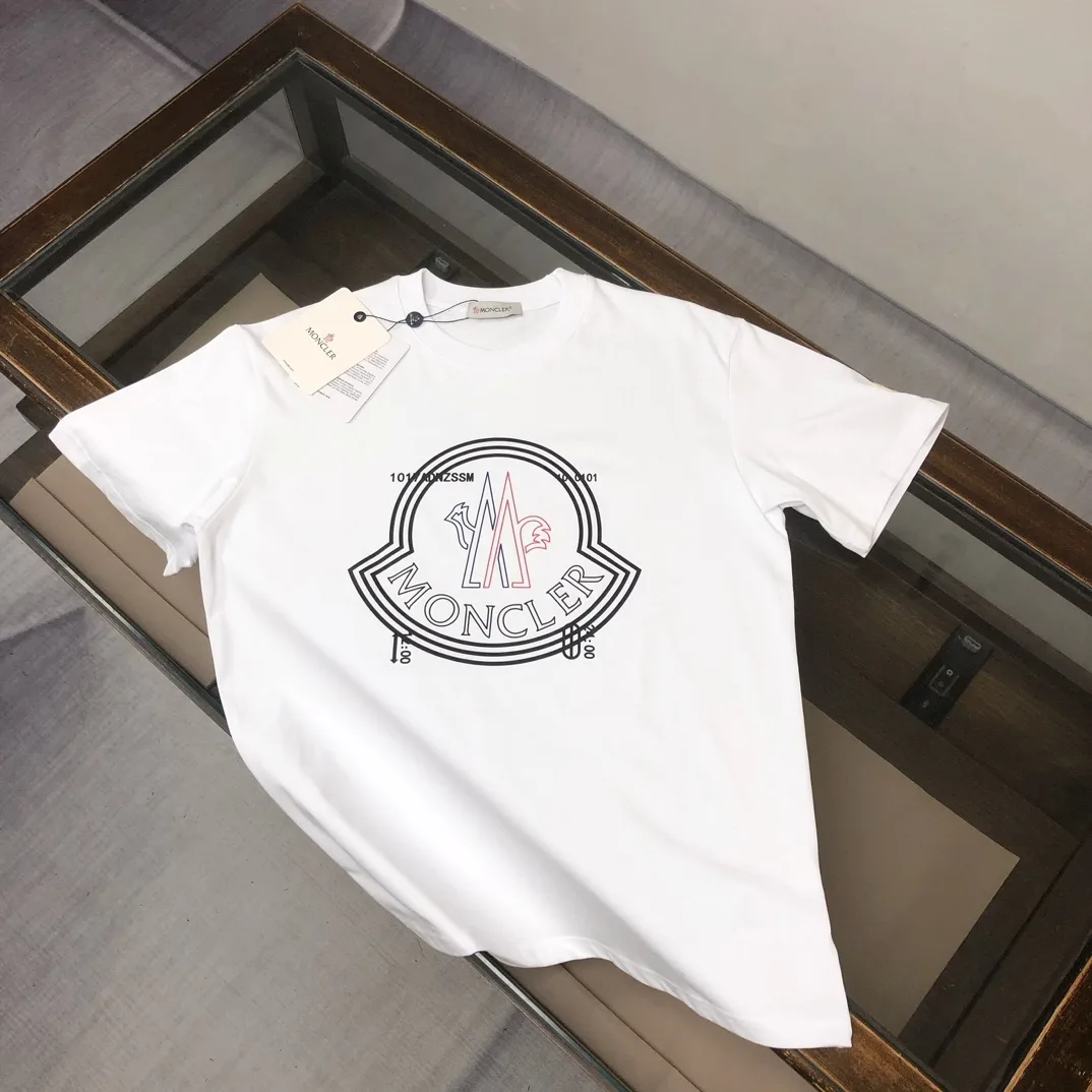 Moncler Short Sleeves Chic 5647