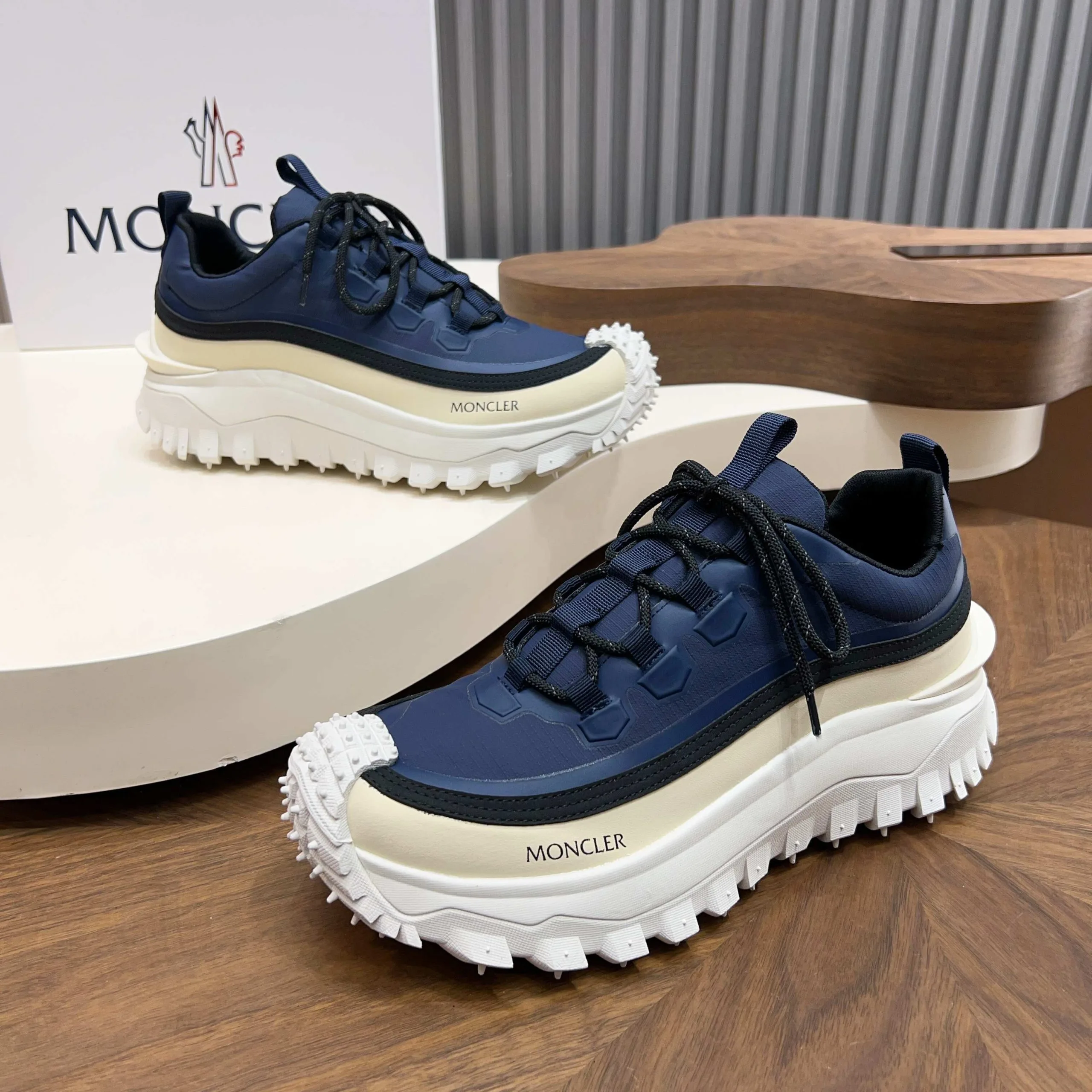 Moncler Sneakers Affordable 5719