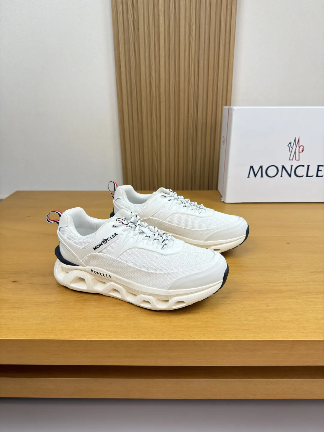 Premium Moncler Sneakers 5716