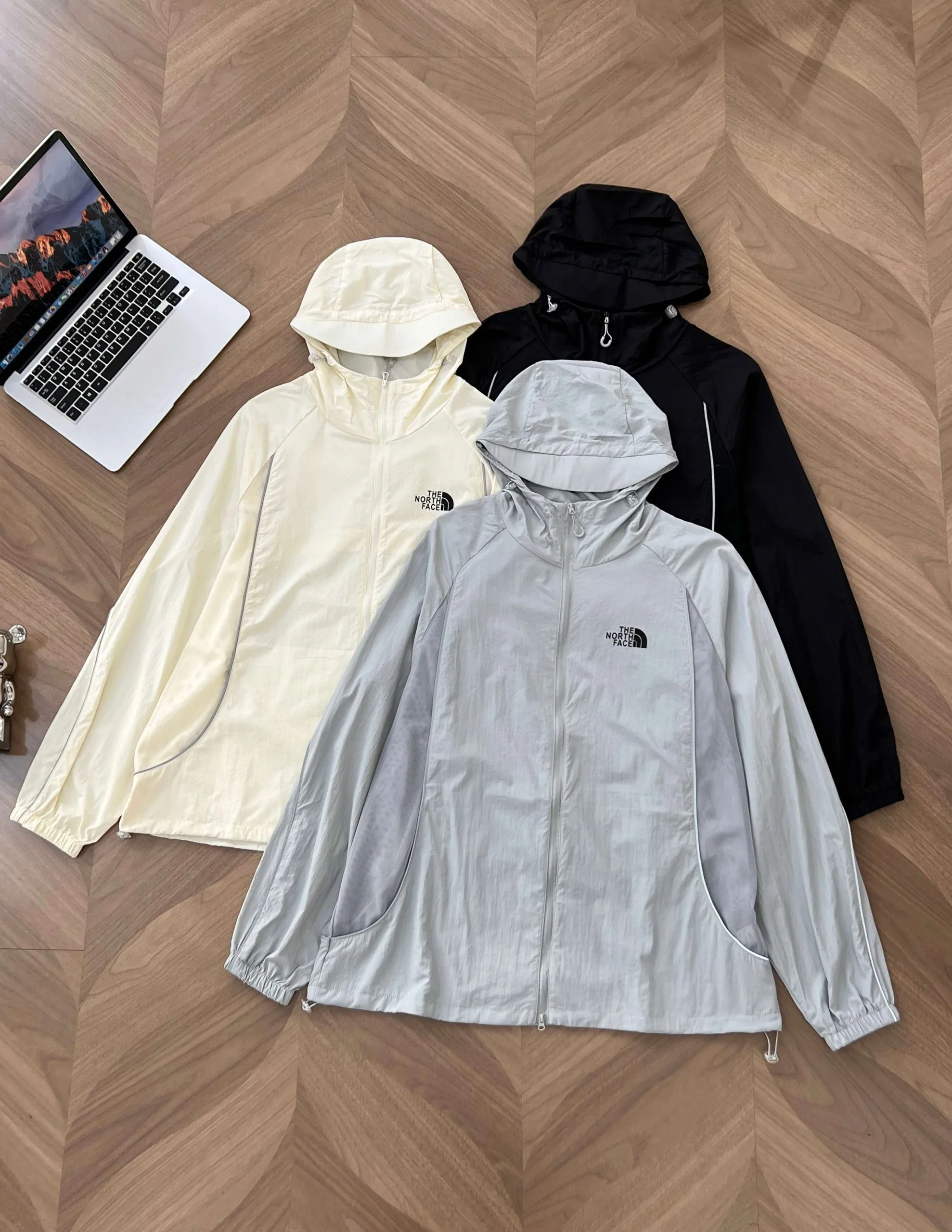 Trendsetting North Face Coat 7633