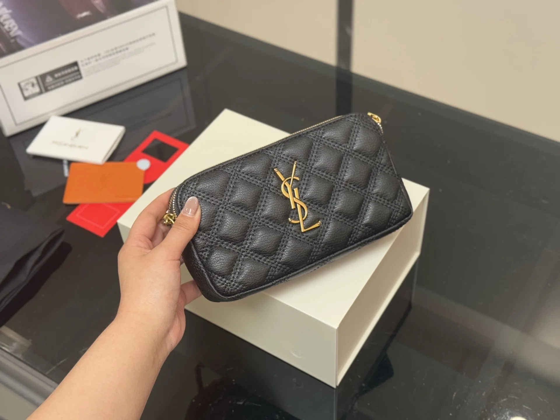 Saint Laurent Clutch Elegant 4568