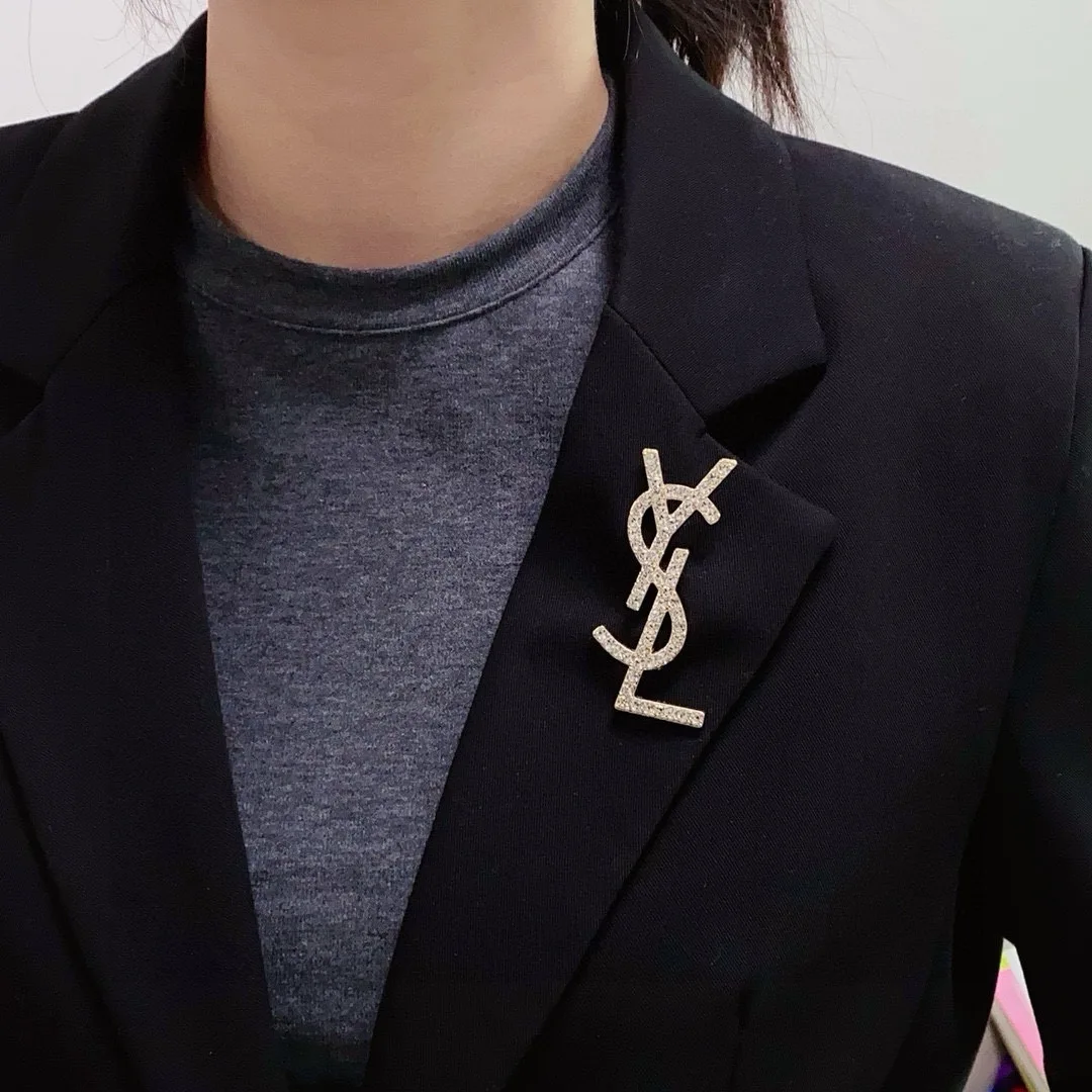 HighPerformance Saint Laurent Suit 4675