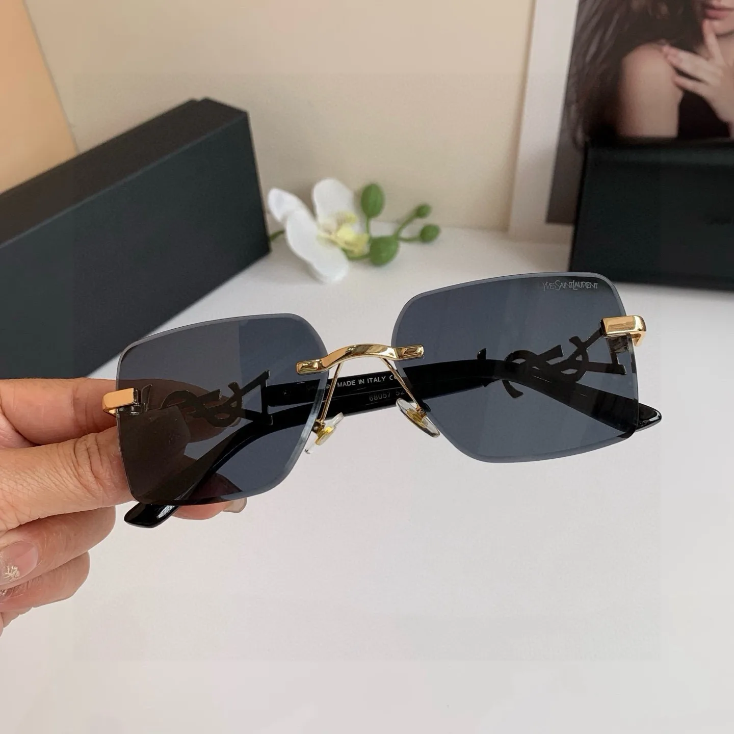 Saint Laurent Sunglasses ModernLook 4684