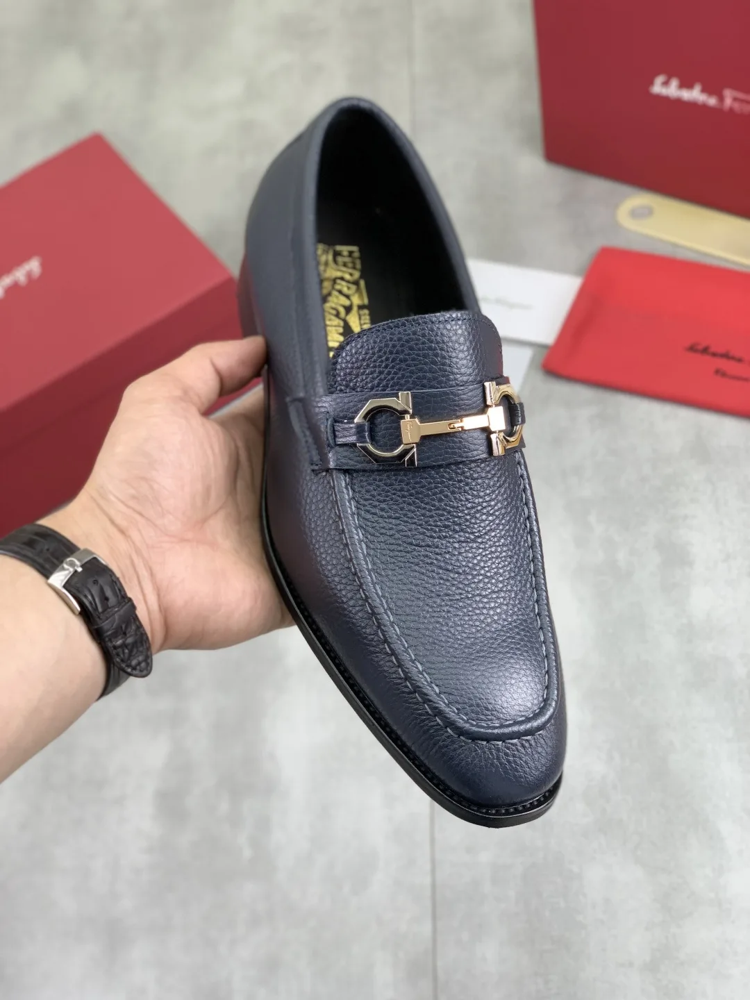 Salvatore Ferragamo Leather Shoes Snug 7232