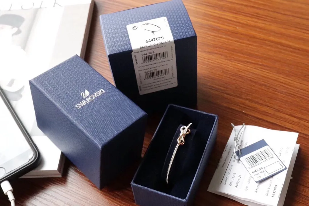 Youthful Swarovski Bracelet 5762