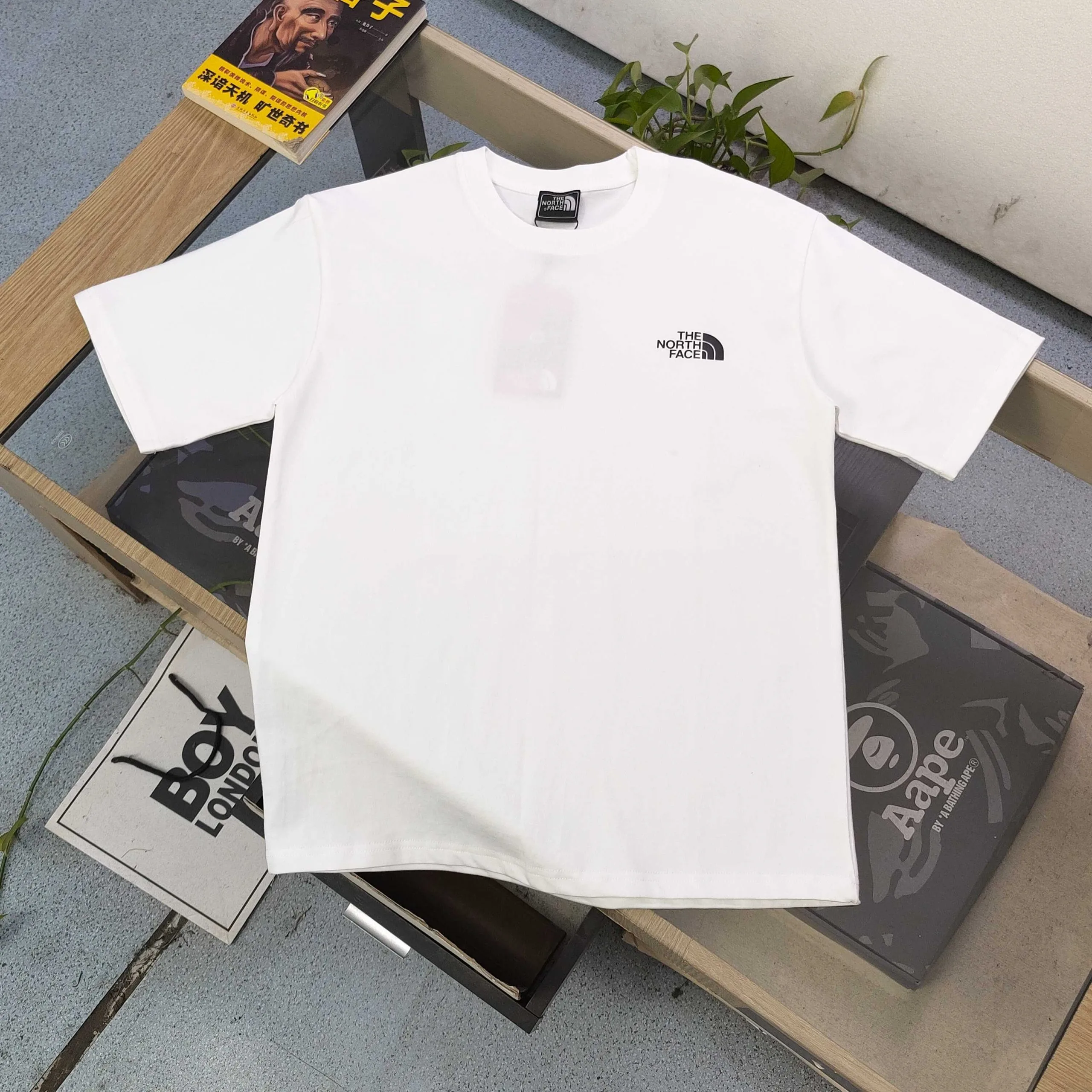 The North Face Short Sleeves MoistureWicking 7561
