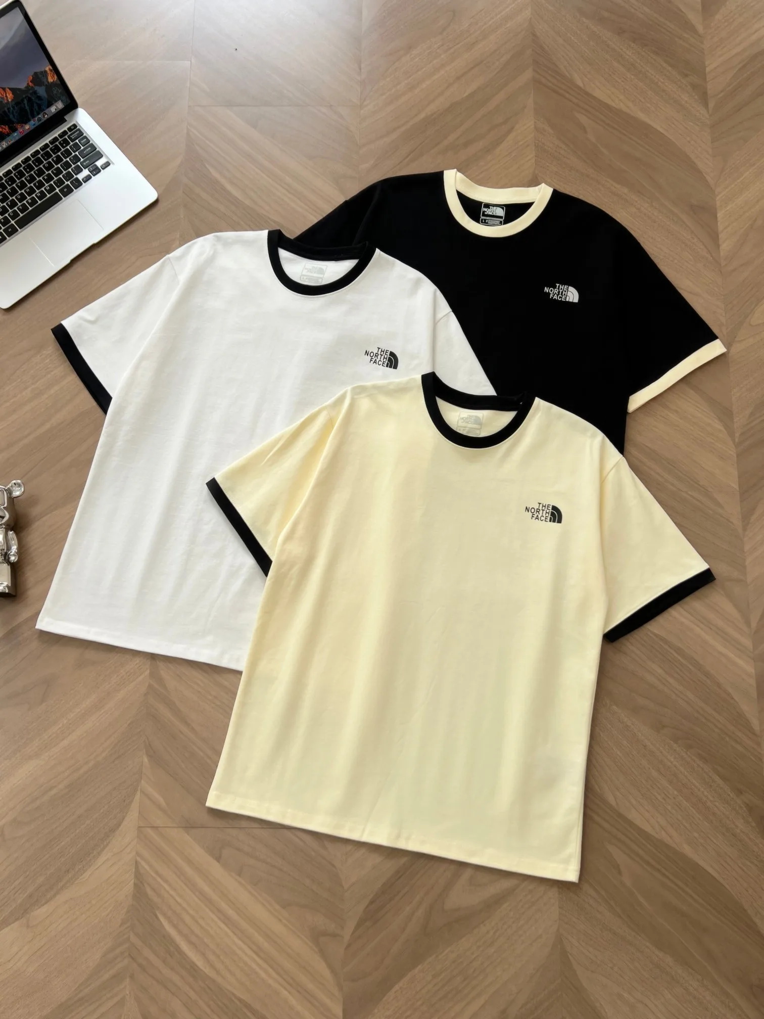 The North Face Short Sleeves Tailored 7558