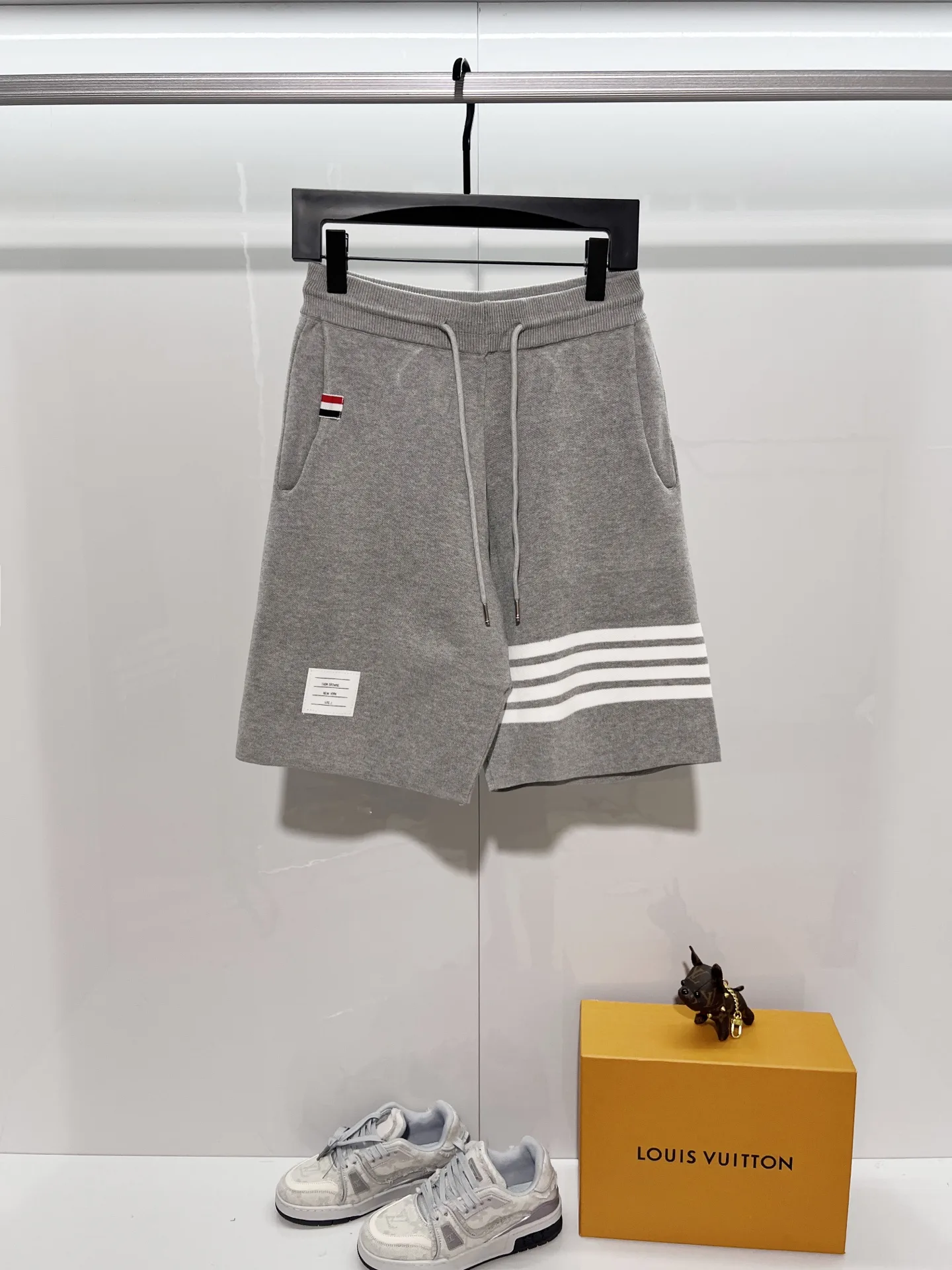 Thom Browne Shorts Flexible 7012