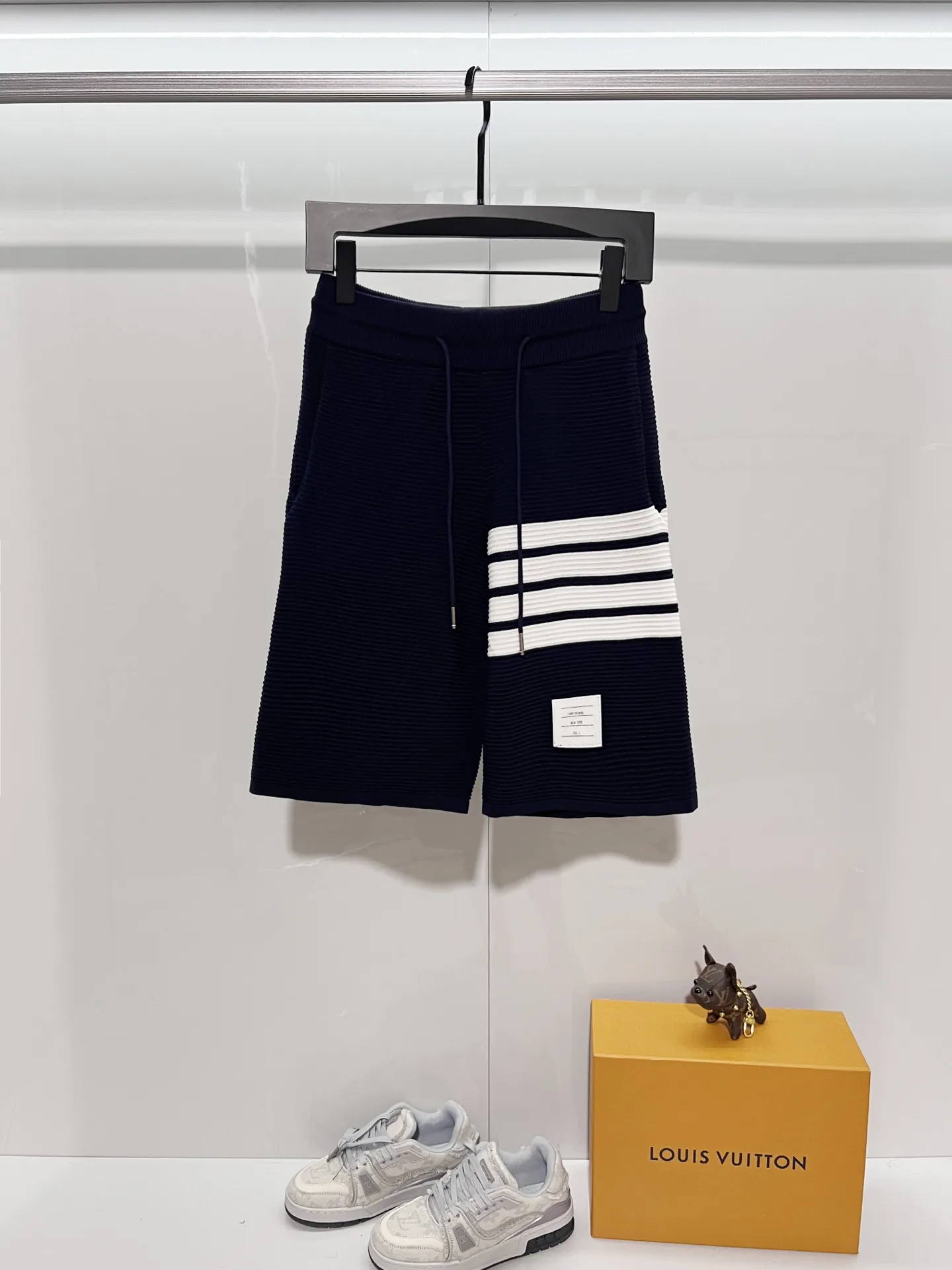 Breathable Thom Browne Shorts 7027