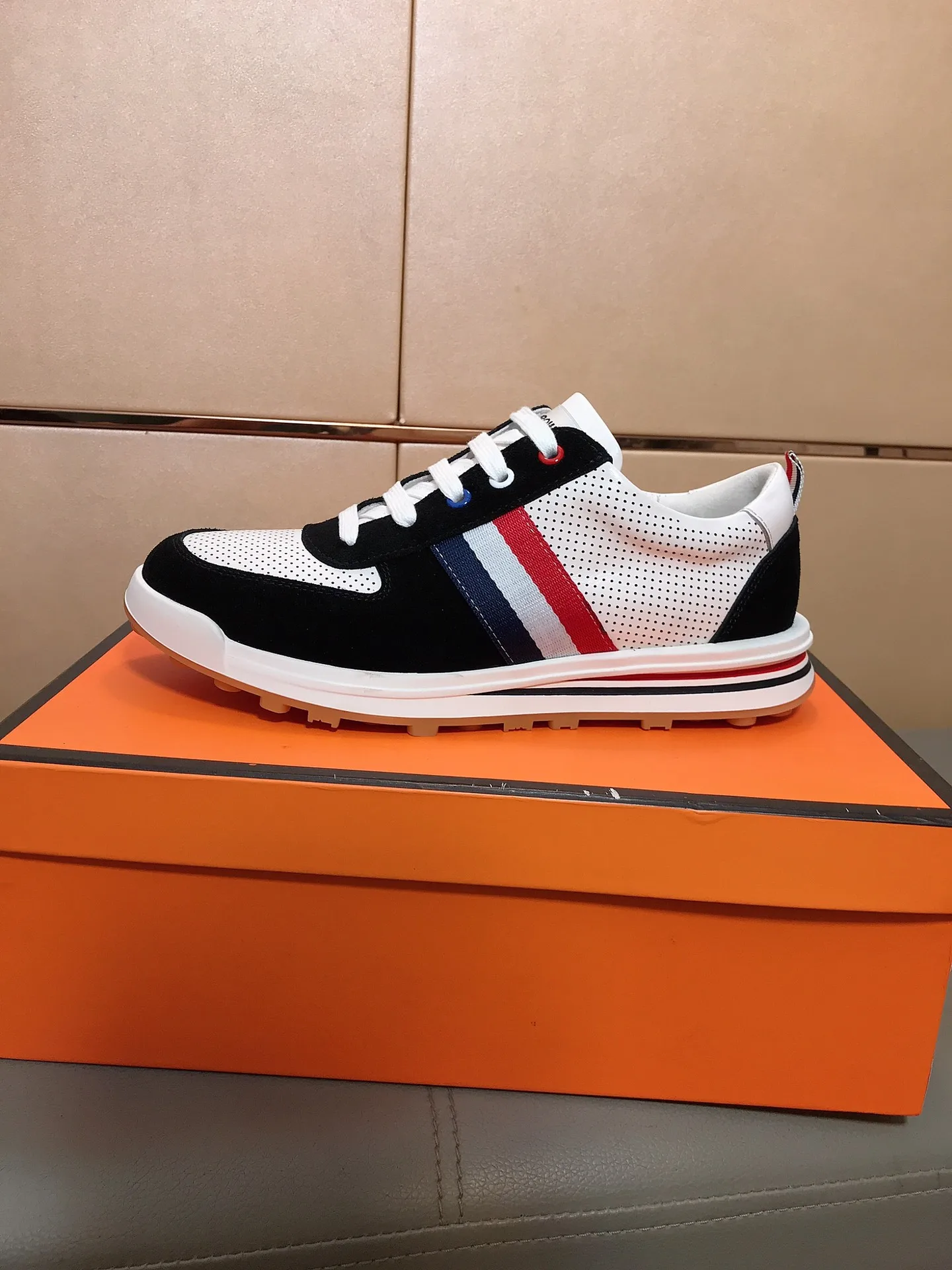 Sustainable Thom Browne Sneakers 7028