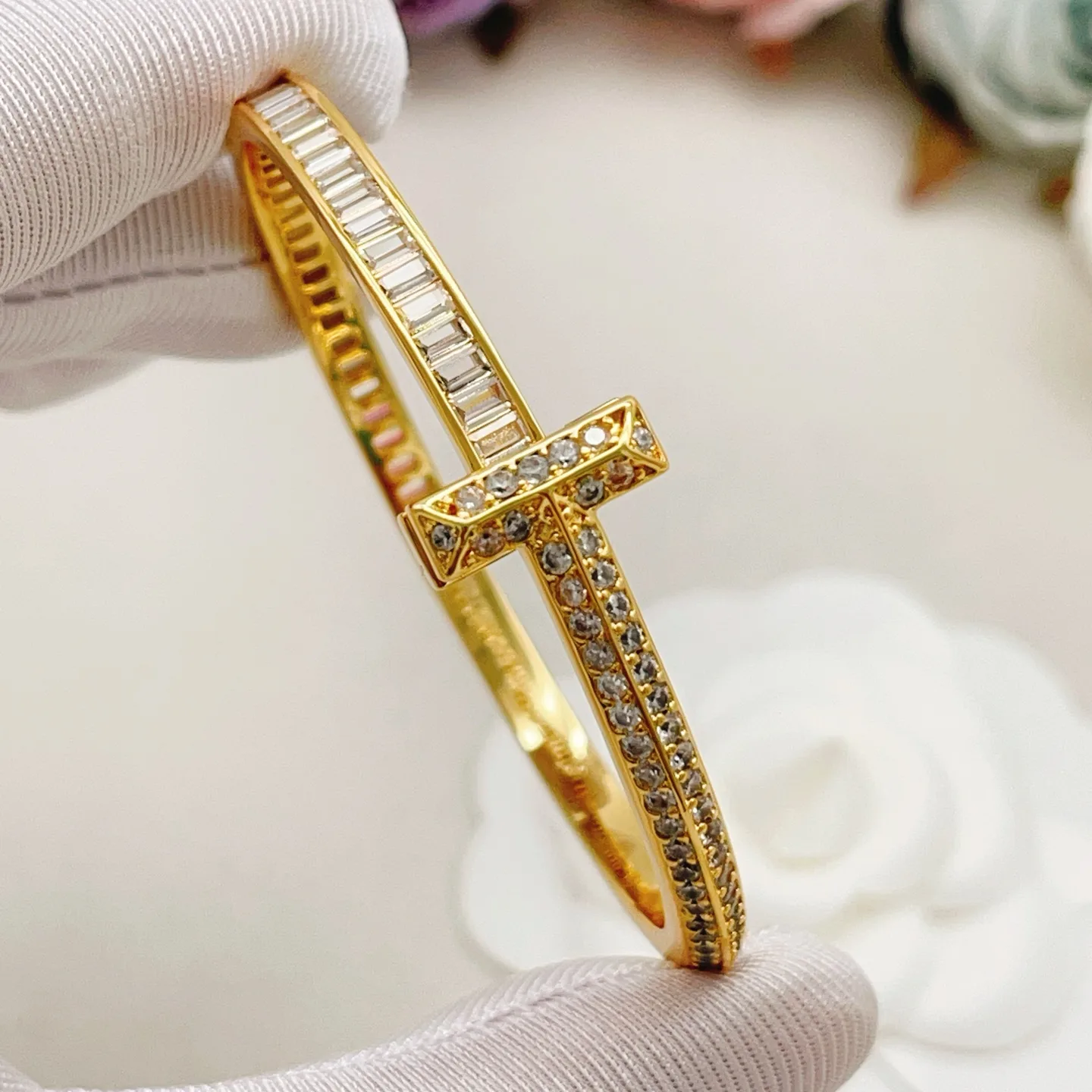 Modern Tiffany Bracelet 5359