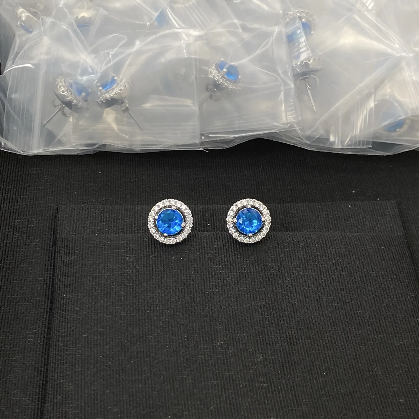 Stretchable Tiffany Earrings 5415