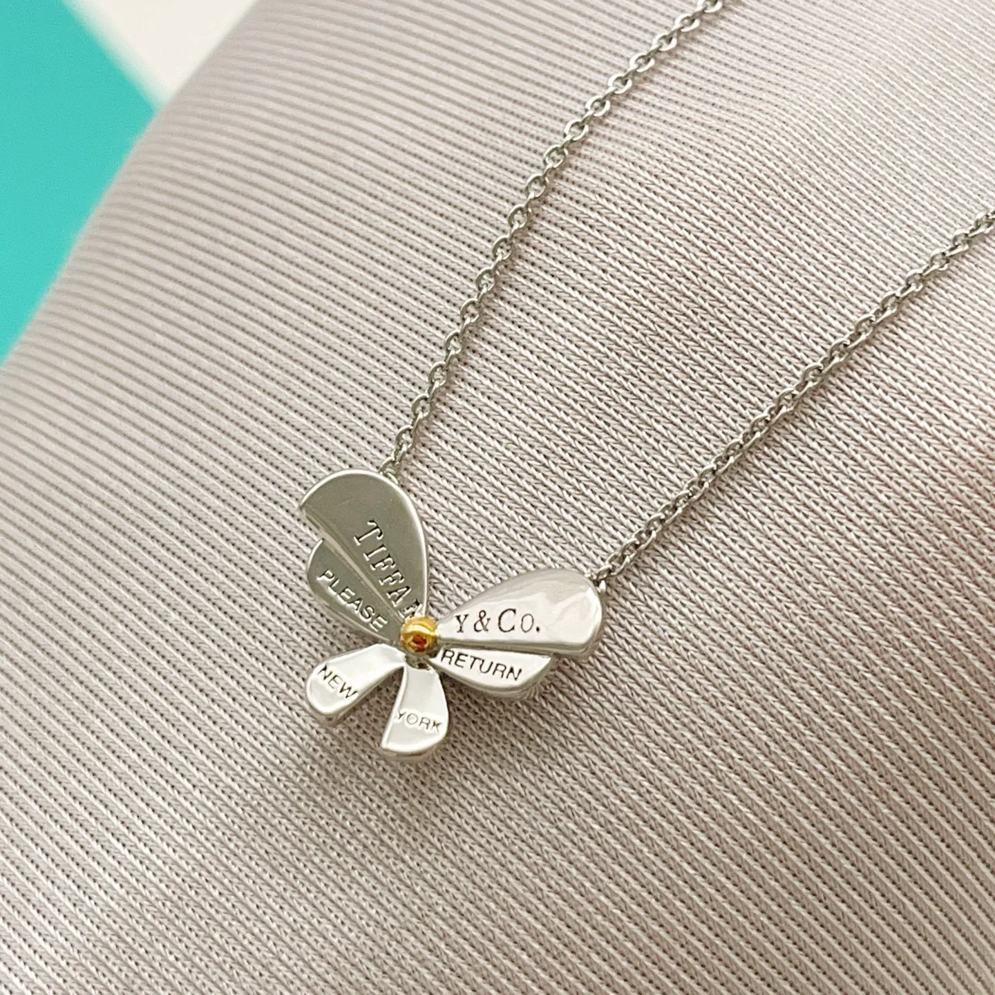 WaterResistant Tiffany Necklace 5486