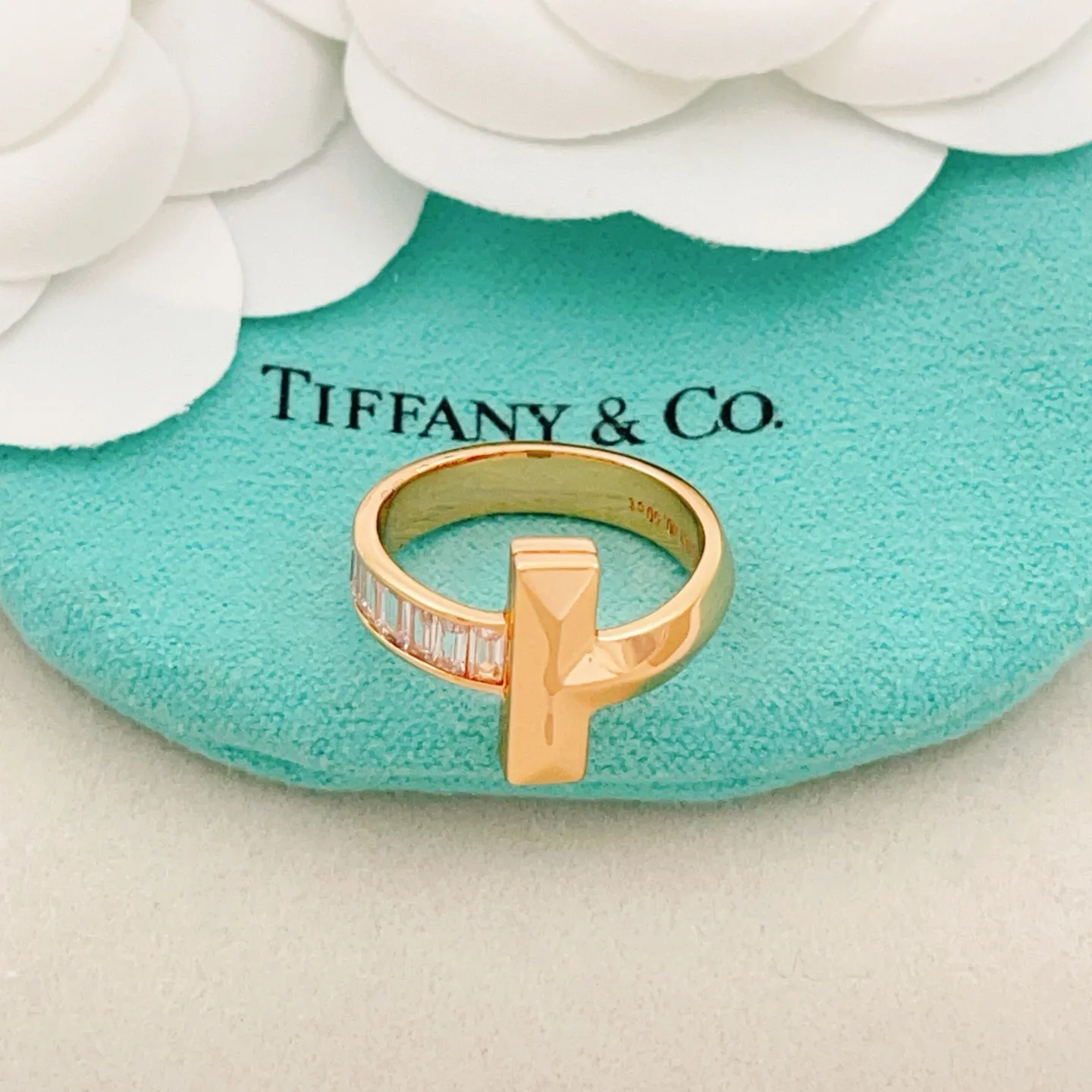 Versatile Tiffany Ring 5535