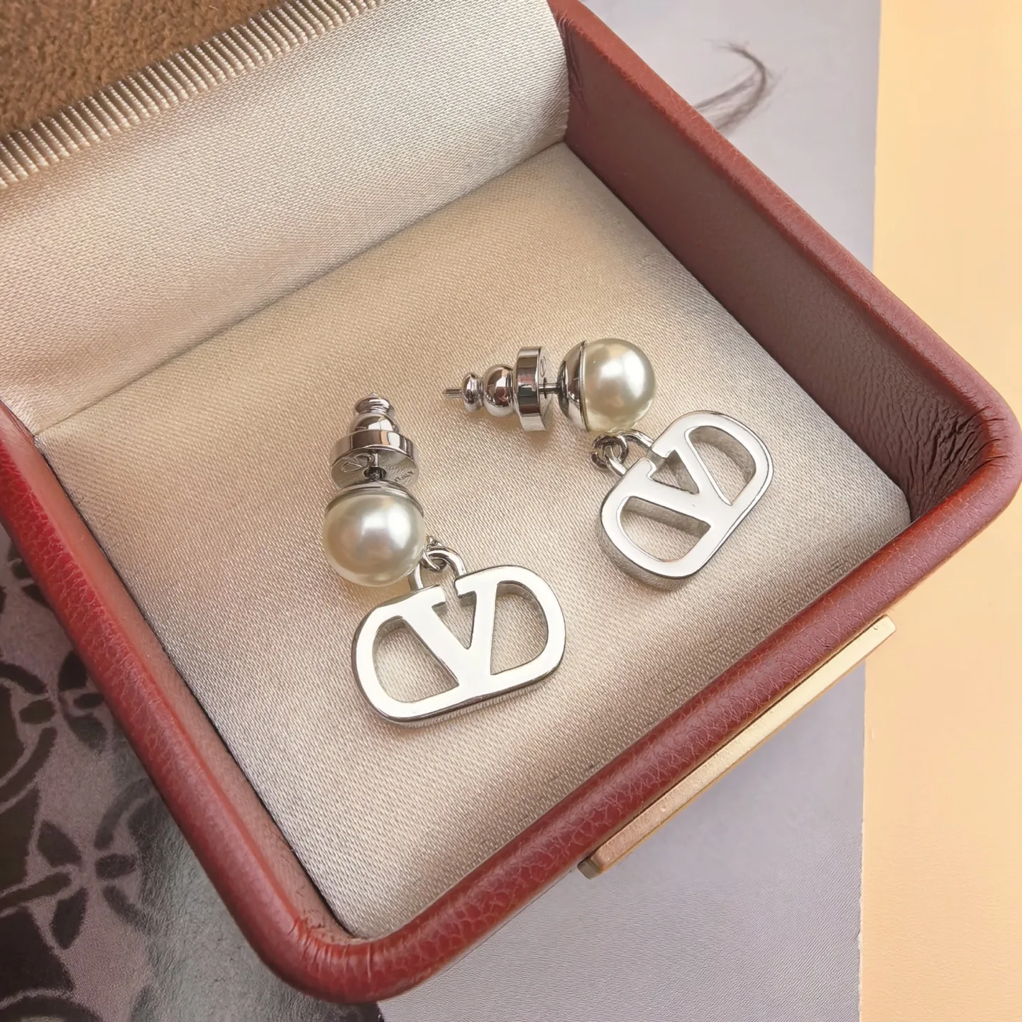Efficient Valentino Earrings 6168