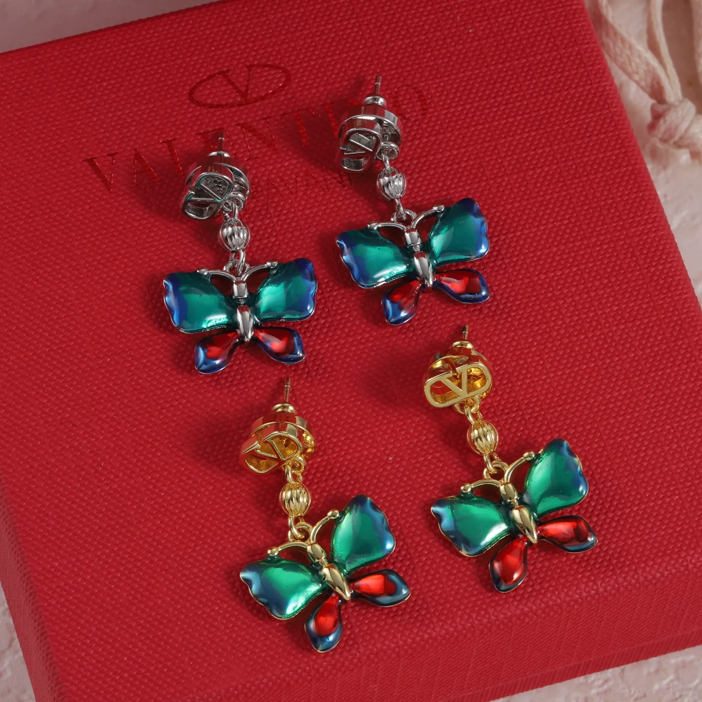 SmoothTexture Valentino Earrings 6184