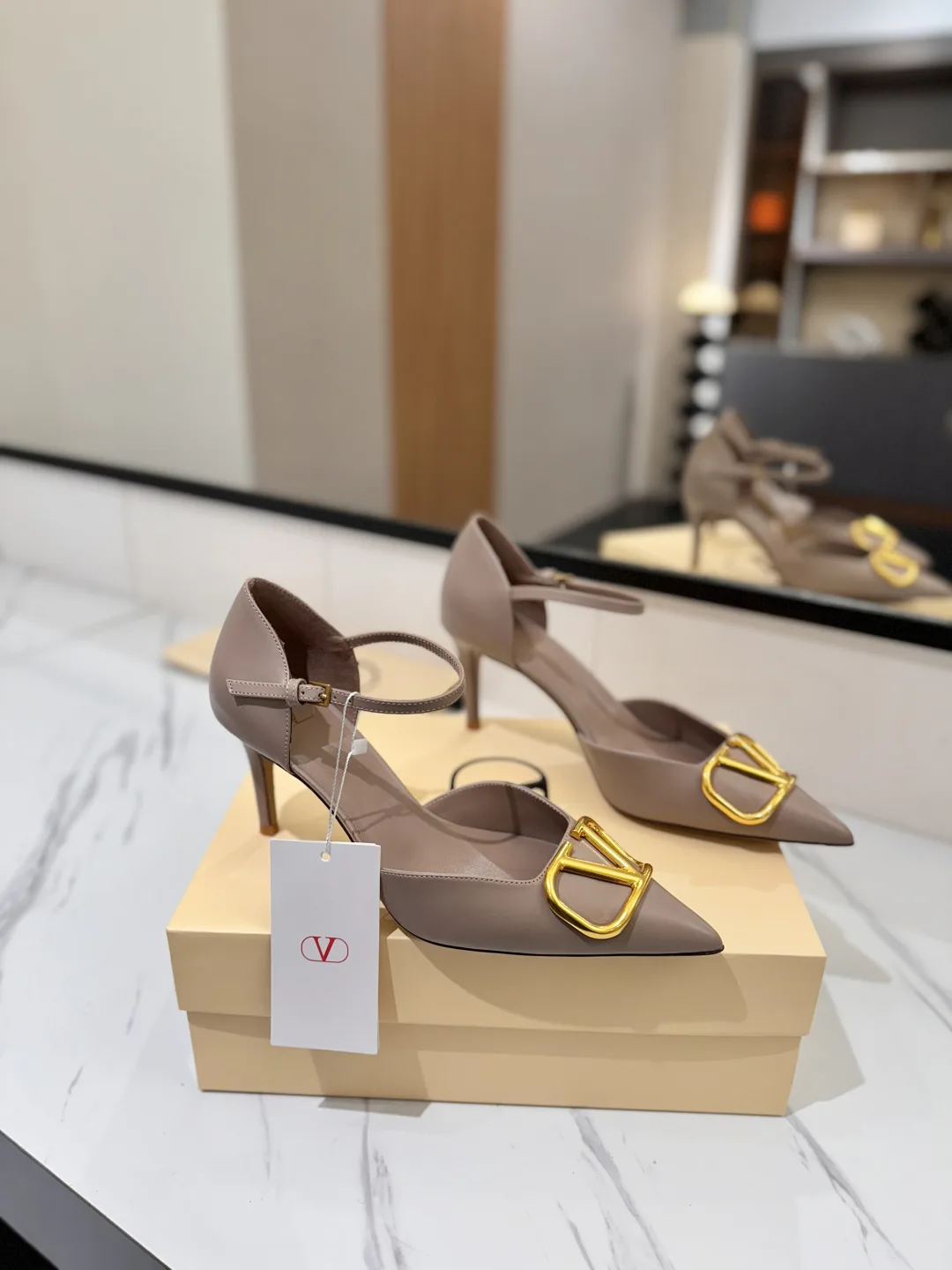EyeCatching Valentino High Heel 6191