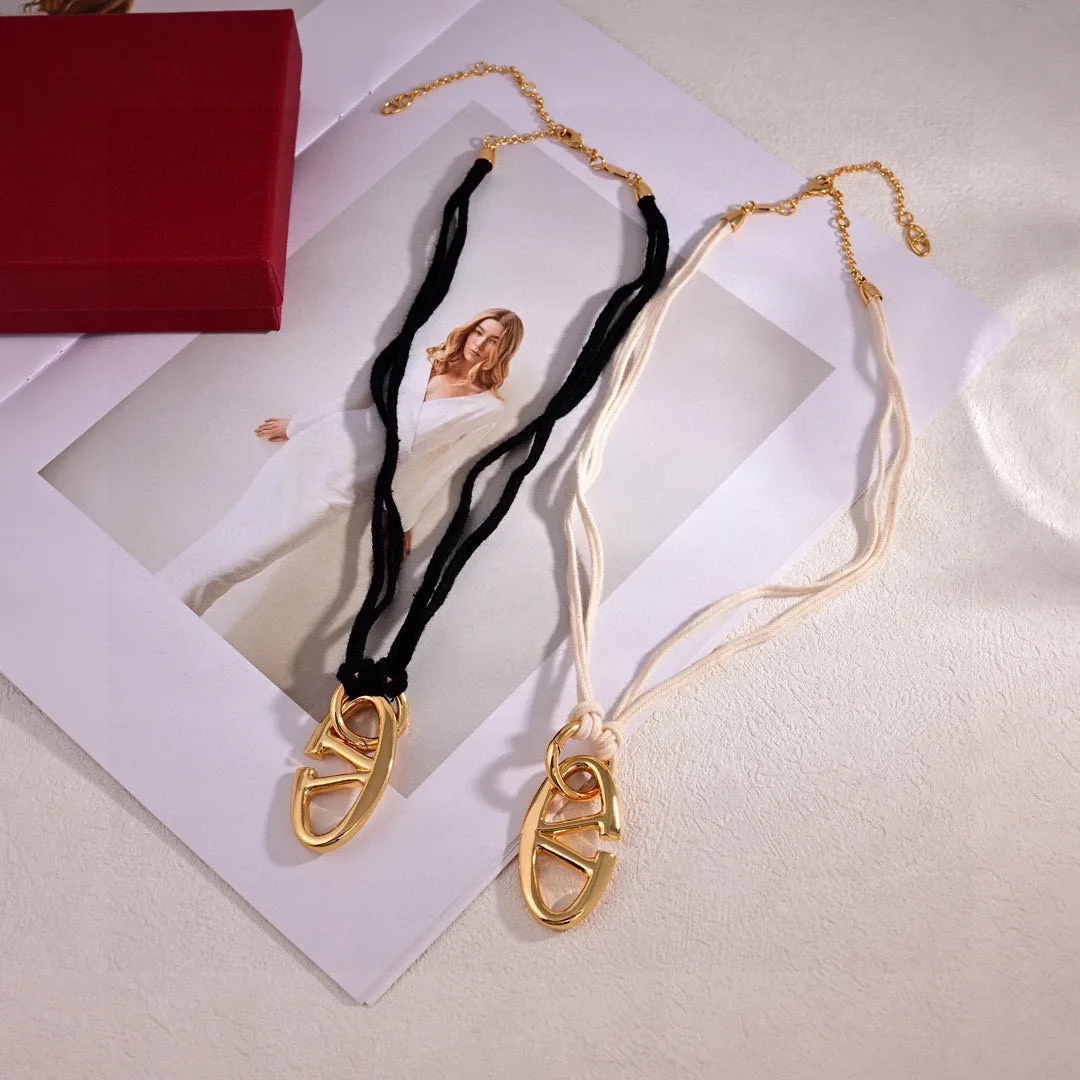 Valentino Necklace Casual 6209
