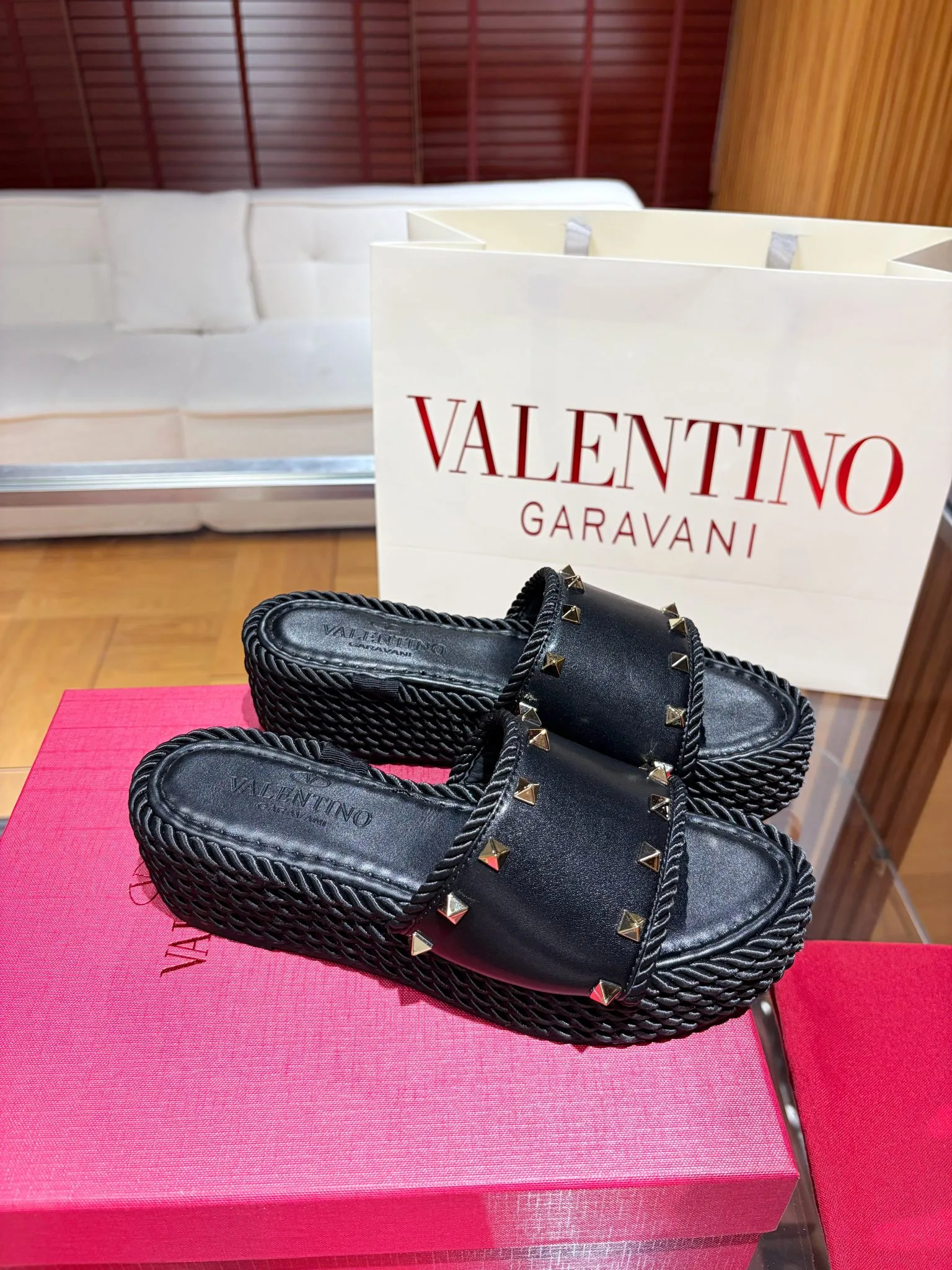 UrbanStyle Valentino Sandals 6226