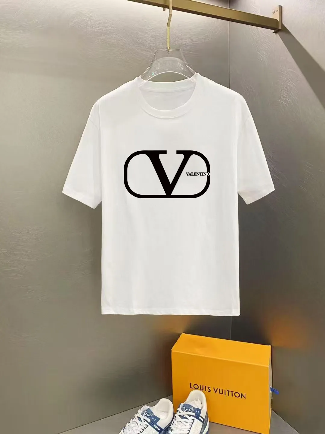 UrbanStyle Valentino Short Sleeves 6236