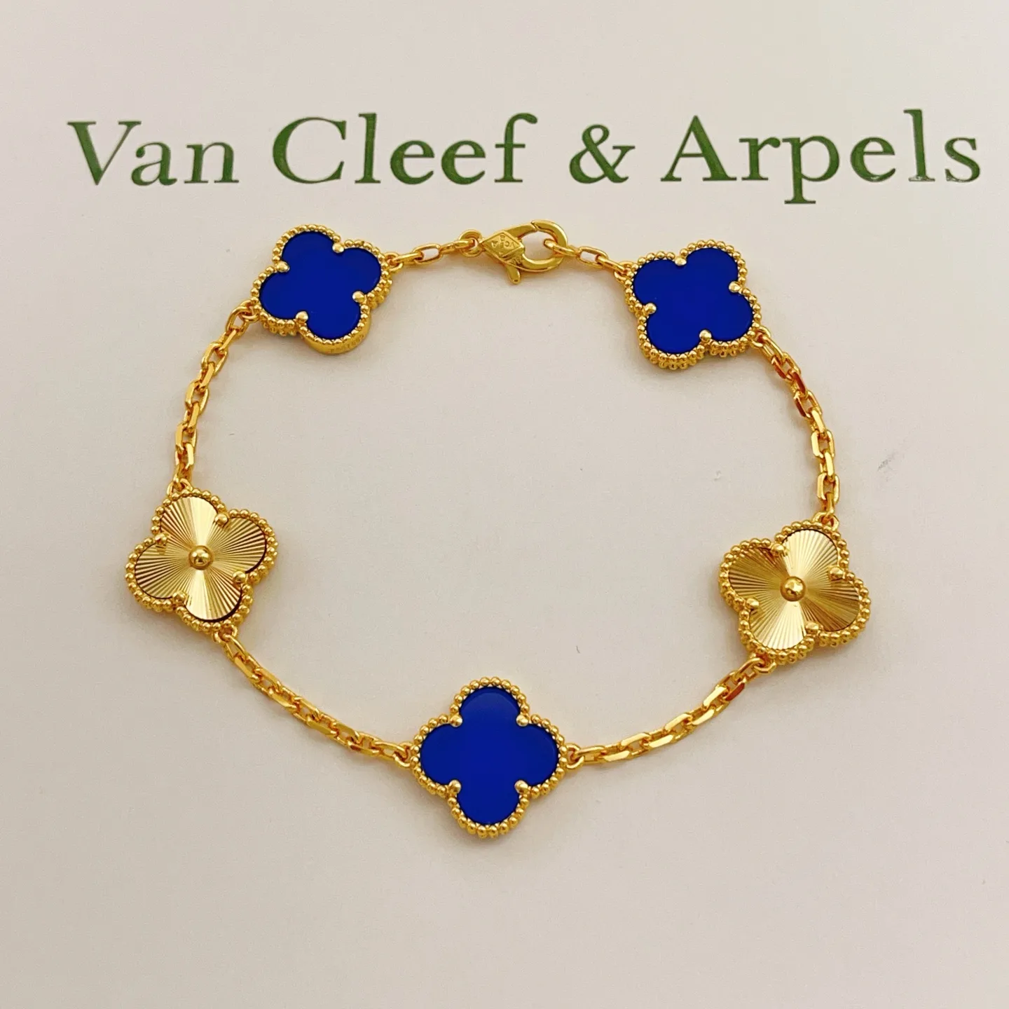 Van Cleef & Arpels Bracelet GoAnywhere 6697