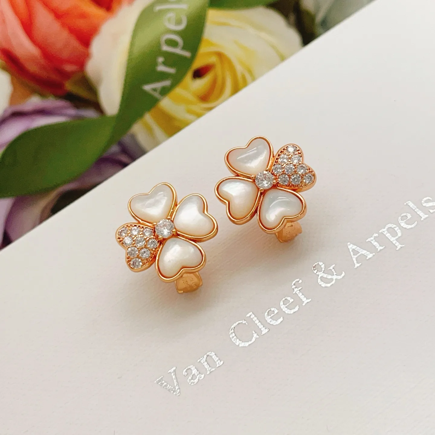 Affordable Van Cleef & Arpels Earrings 6711