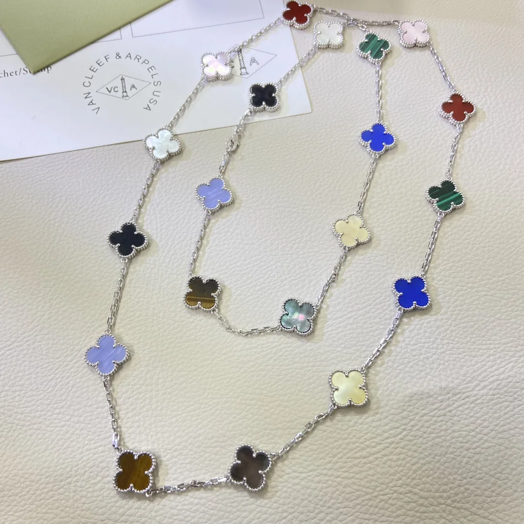 Van Cleef & Arpels Necklace Refined 6738