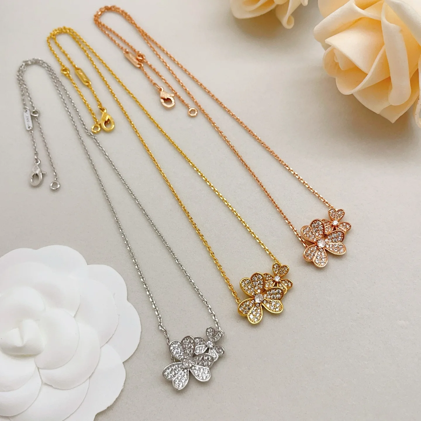 Van Cleef & Arpels Necklace EasyCare 6731