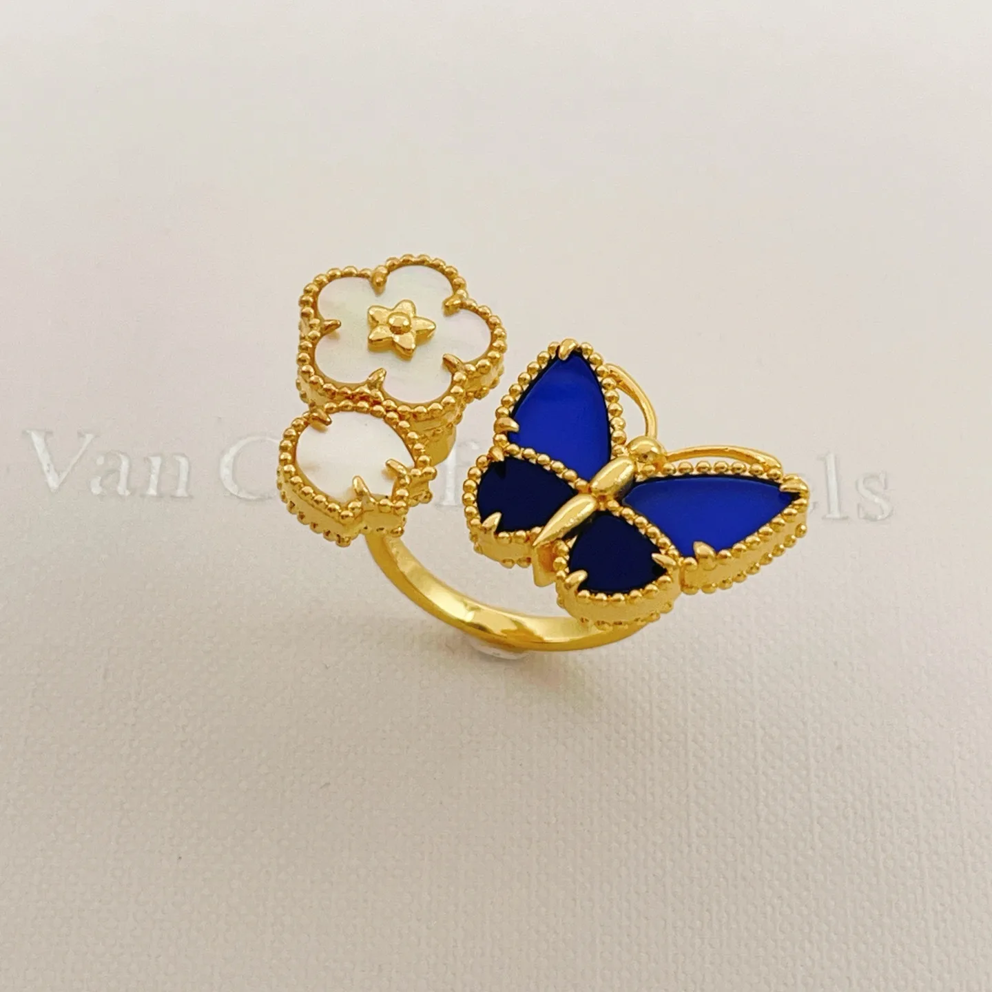 Van Cleef & Arpels Ring SunProtective 6749