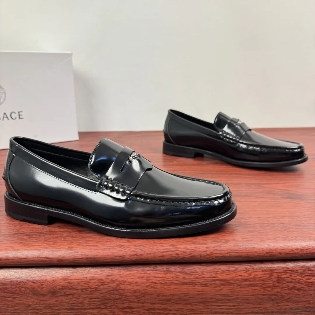 Contemporary Versace Formal Wear 5297