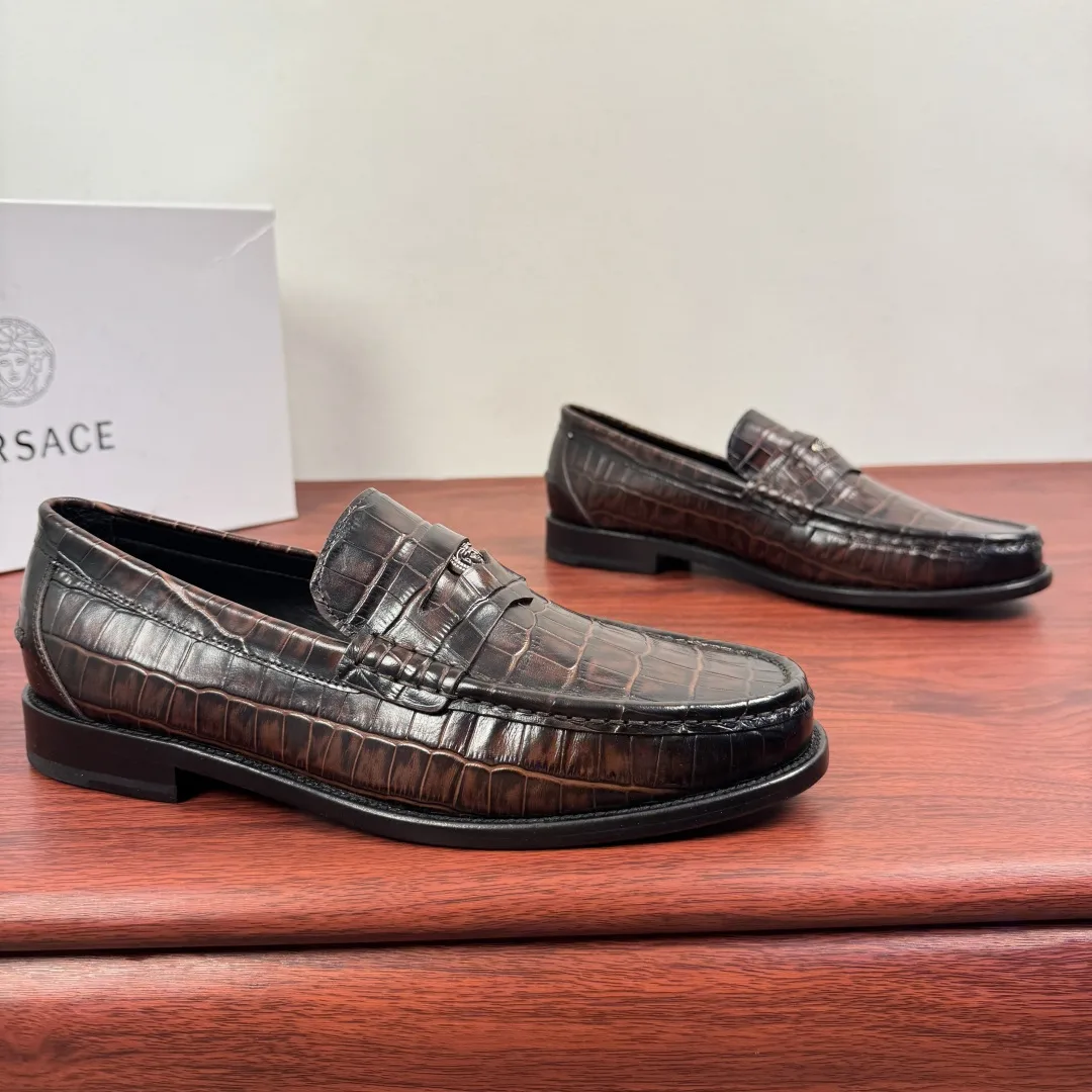 Attractive Versace Formal Wear 5306