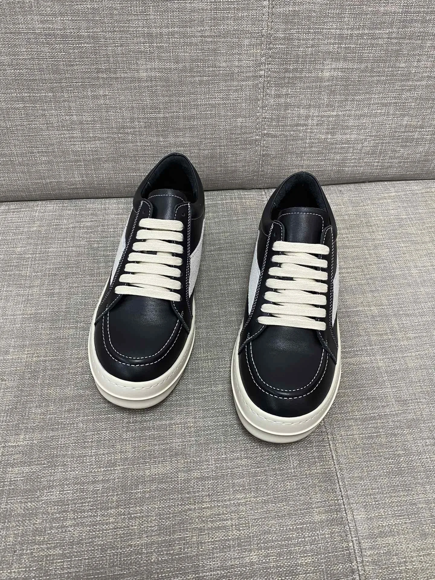 MoistureWicking Vince Sneakers 7694