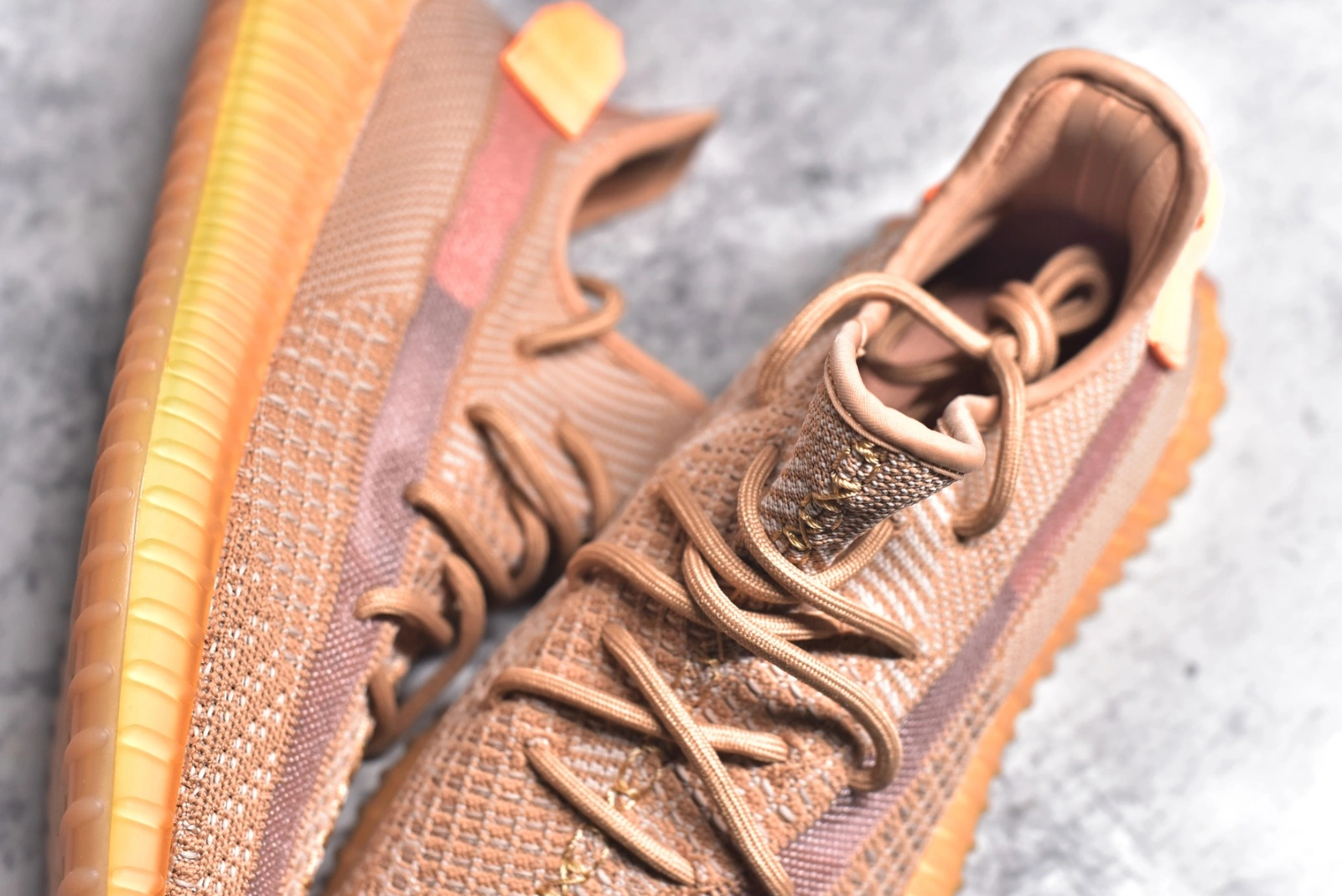 Adidas Yeezy Shoes For Men Elegant 3952