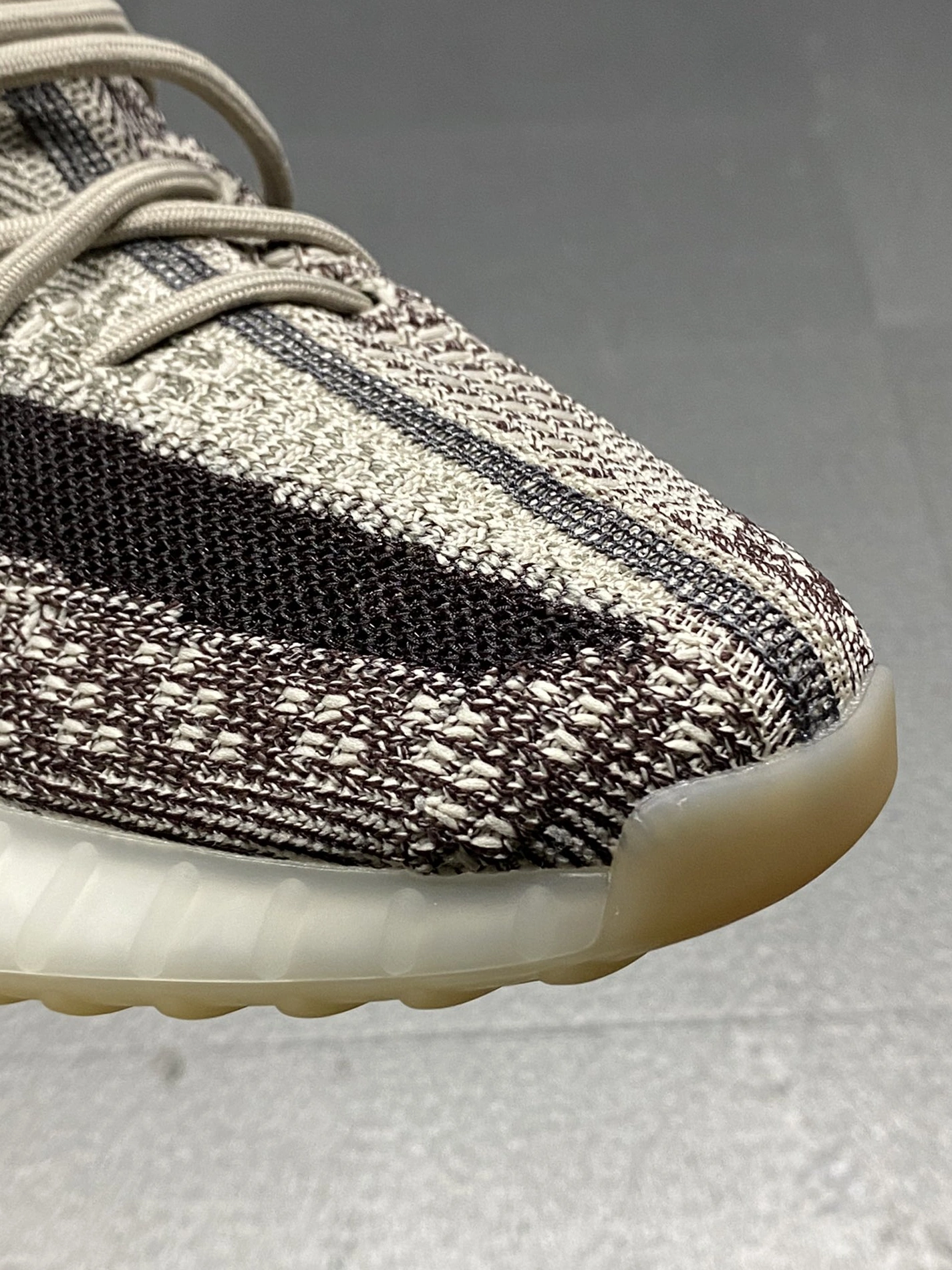 Adidas Yeezy Shoes For Men Fashionable 1068