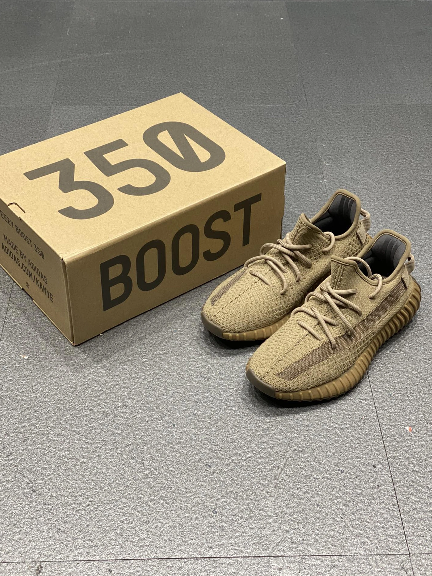 Adidas Yeezy Shoes For Men ModernLook 5993