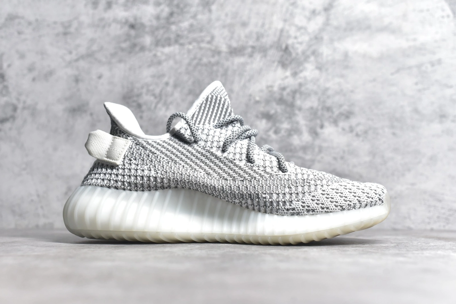 Adidas Yeezy Shoes For Men Practical 435