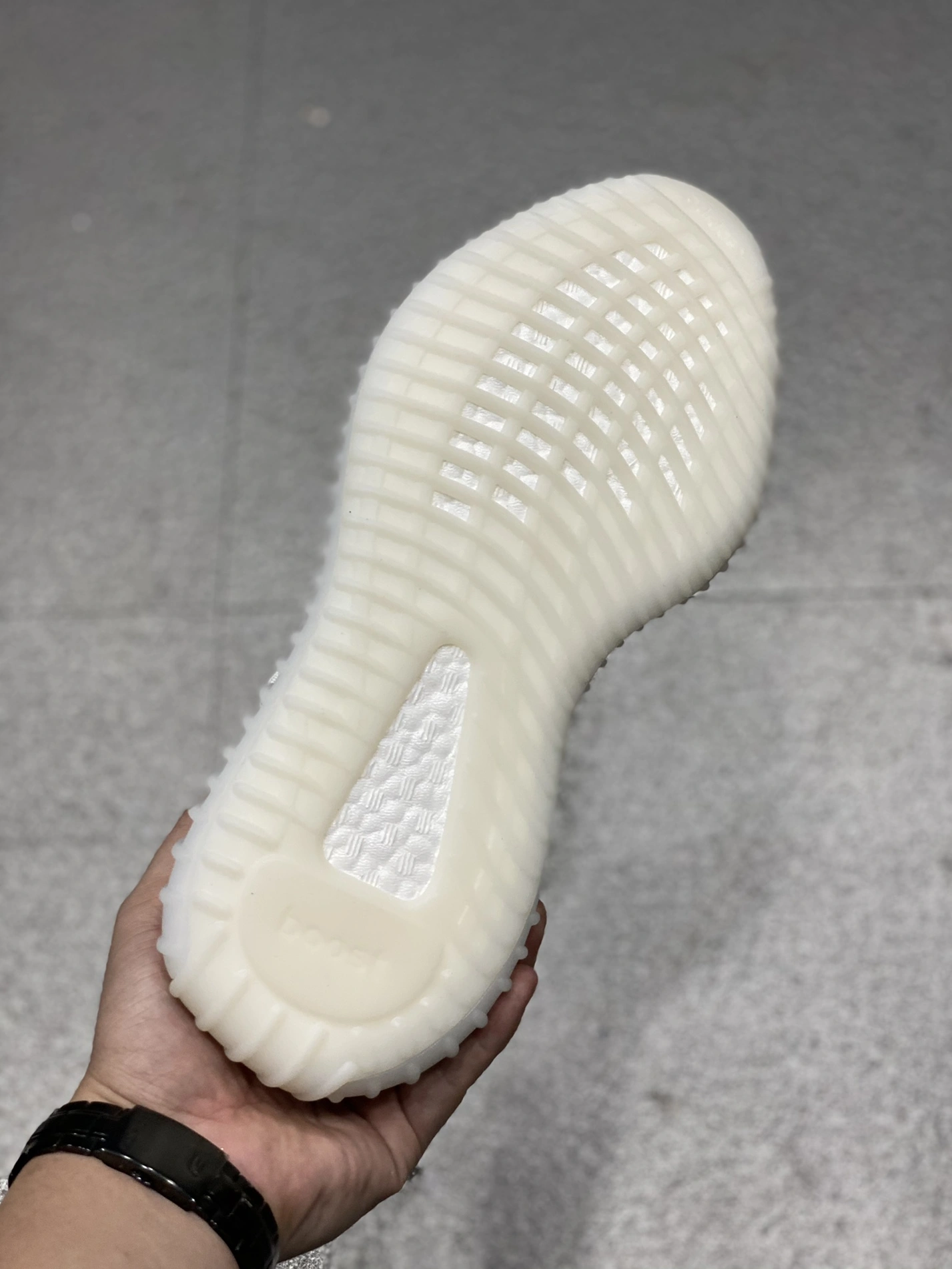 Adidas Yeezy Shoes For Men Resilient 4415