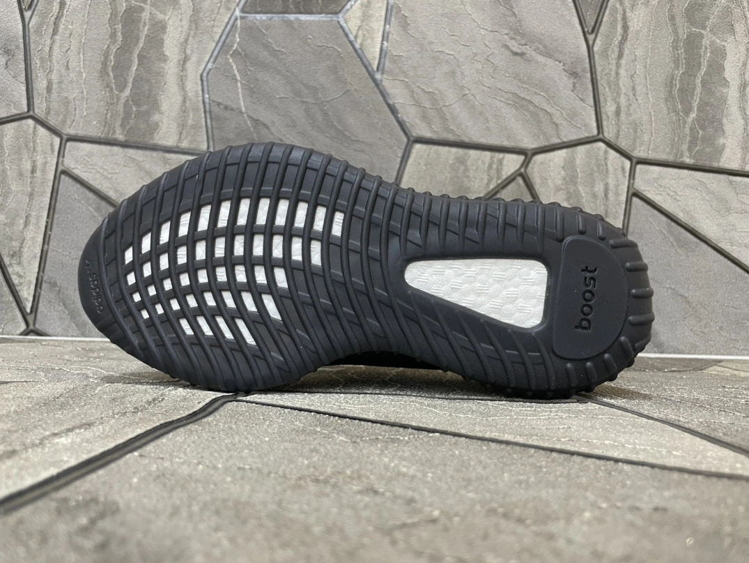 Adidas Yeezy Shoes For Men Trendy 966