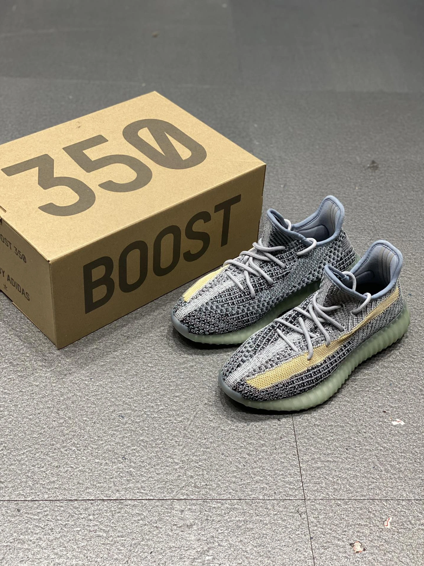 Adidas Yeezy Shoes For Women Vibrant 867