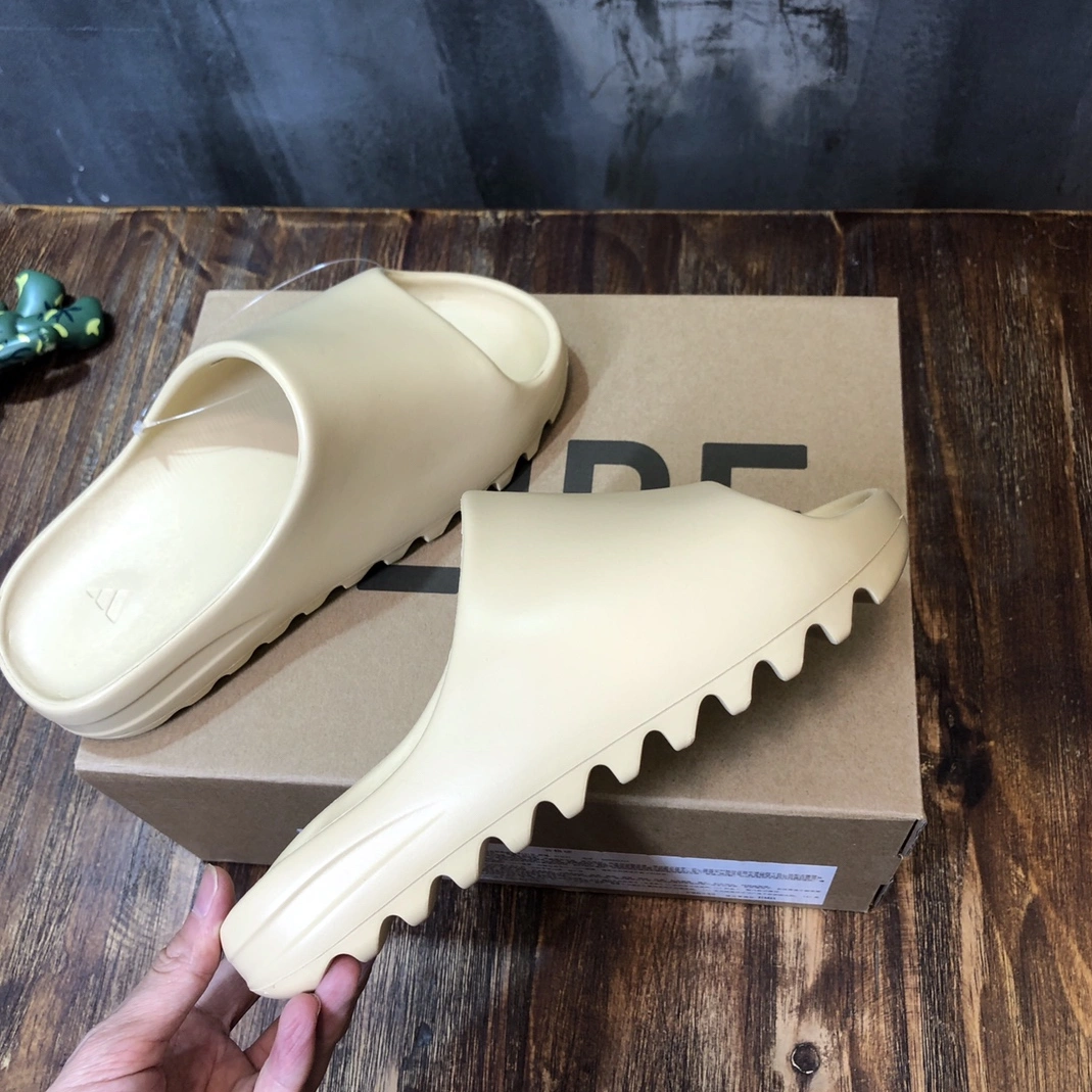 Adidas Yeezy Slipper For Men BestValue 4881