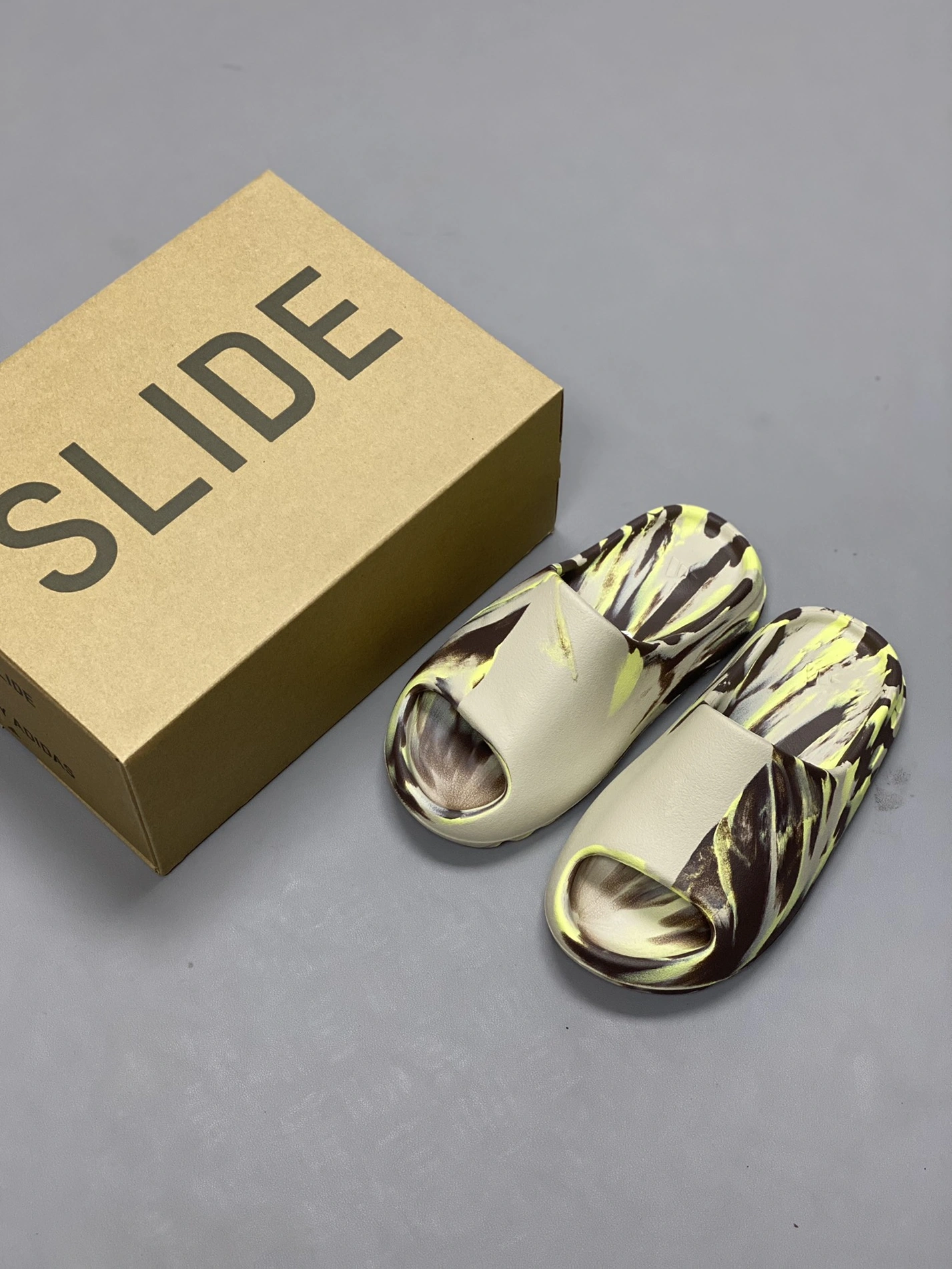 Adidas Yeezy Slippers For Men AllSeason 6200