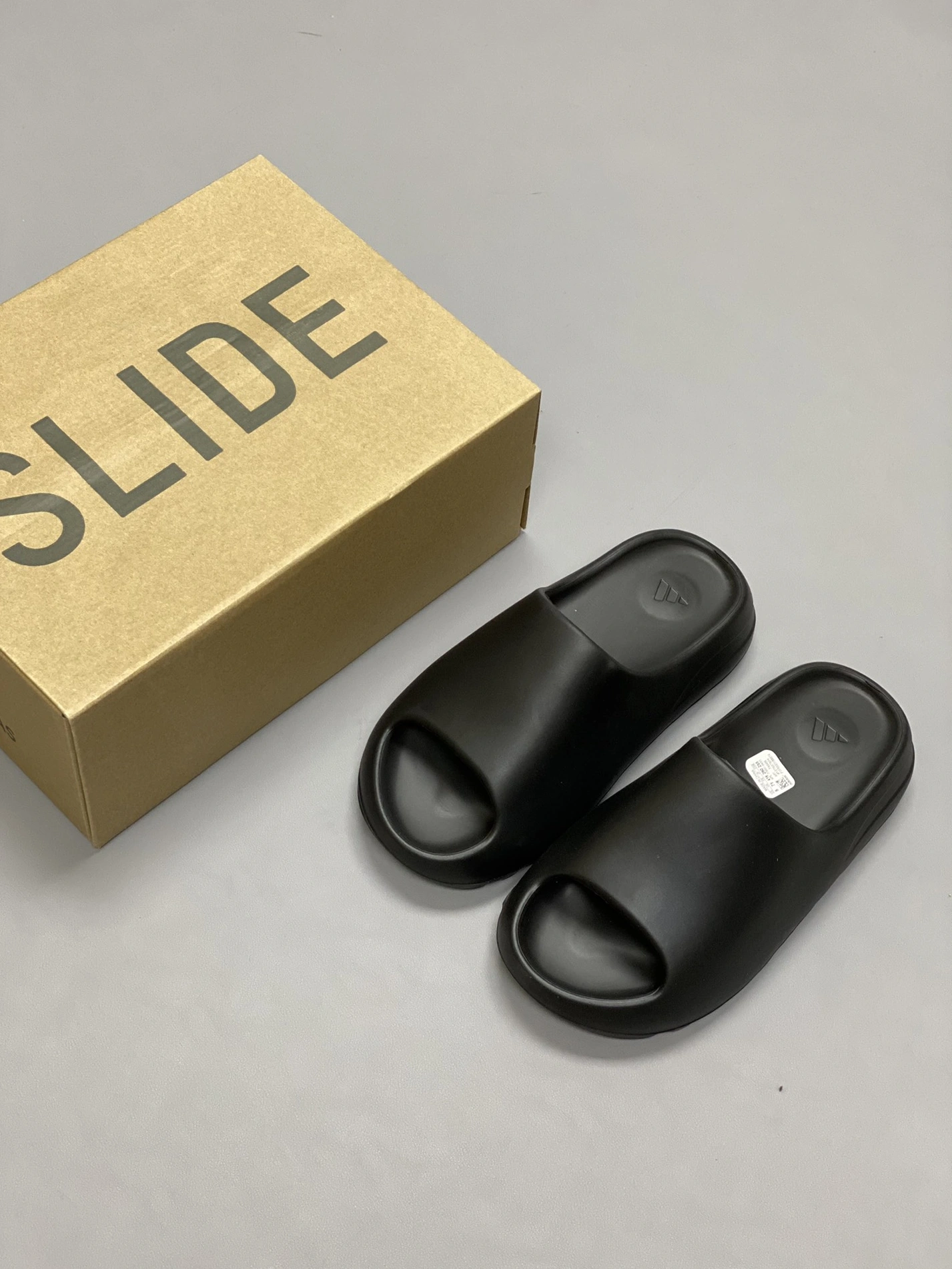 Adidas Yeezy Slippers For Men Breathable 2226