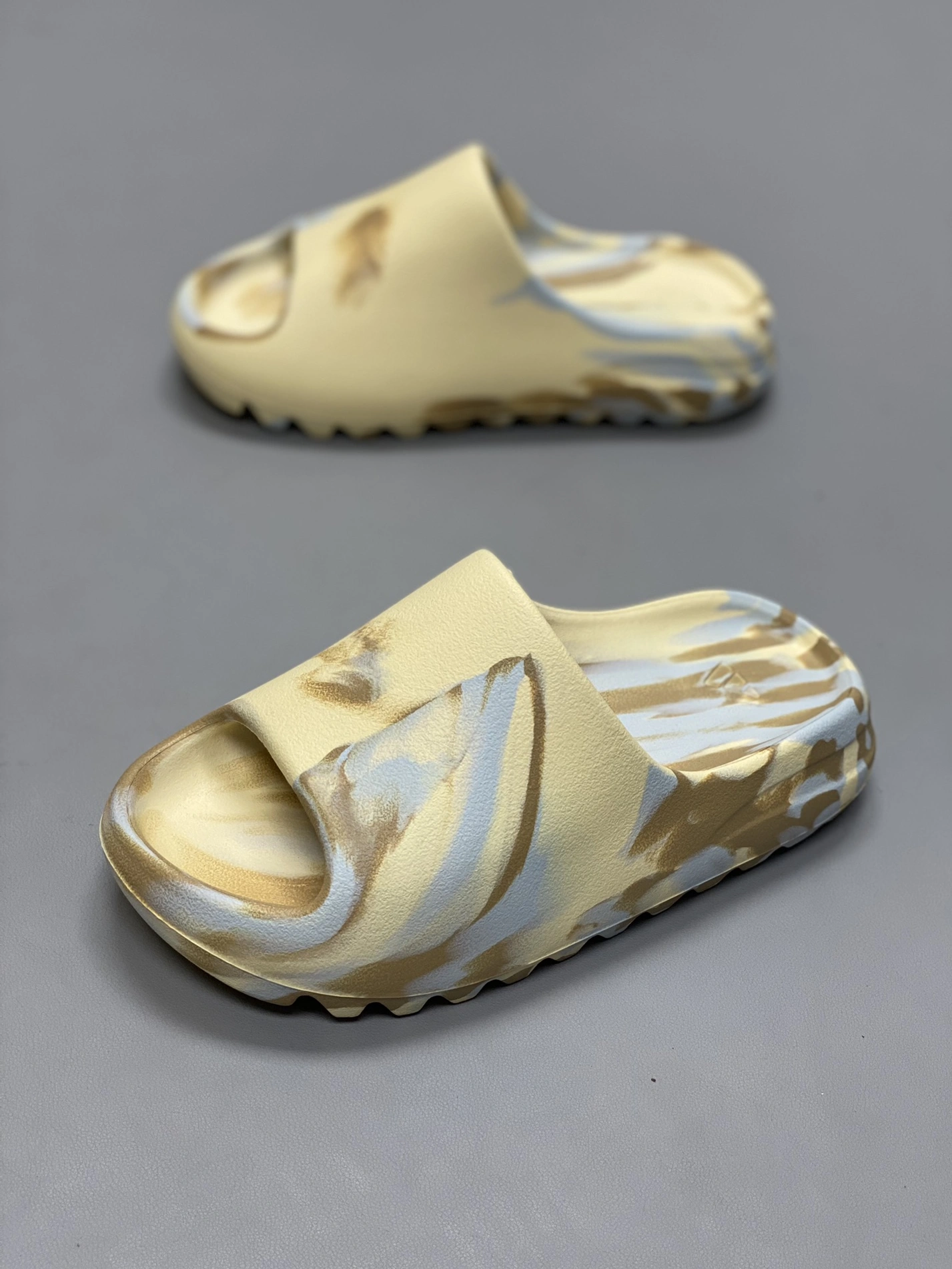 Adidas Yeezy Slippers For Men GoodFit 636