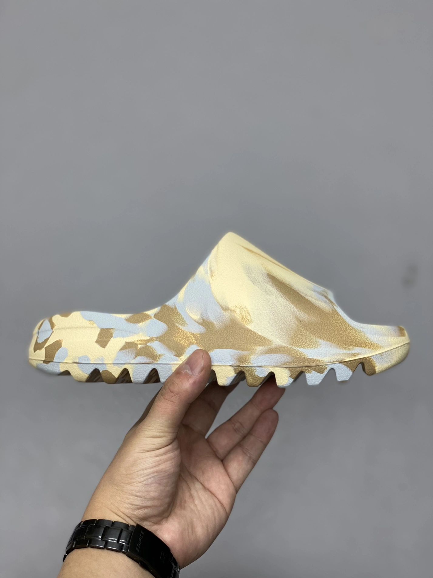 Adidas Yeezy Slippers For Men GoodFit 636